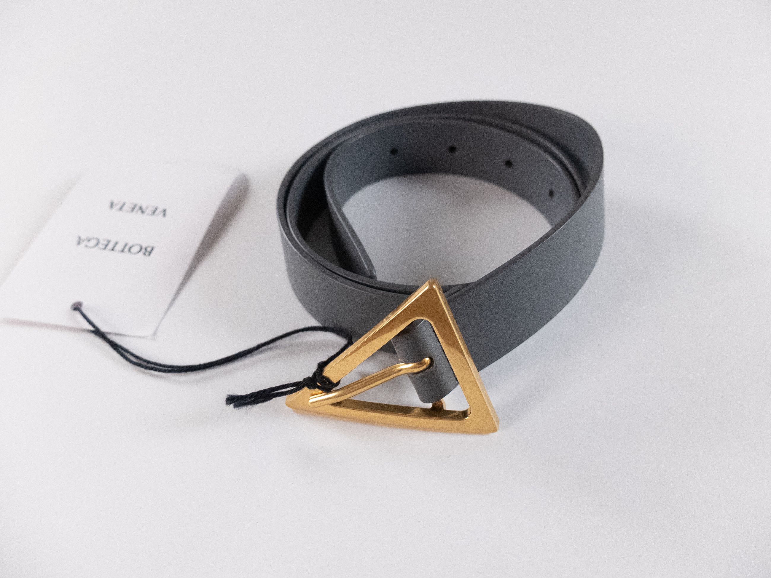 BOTTEGA VENETA Triangle gray leather belt 80