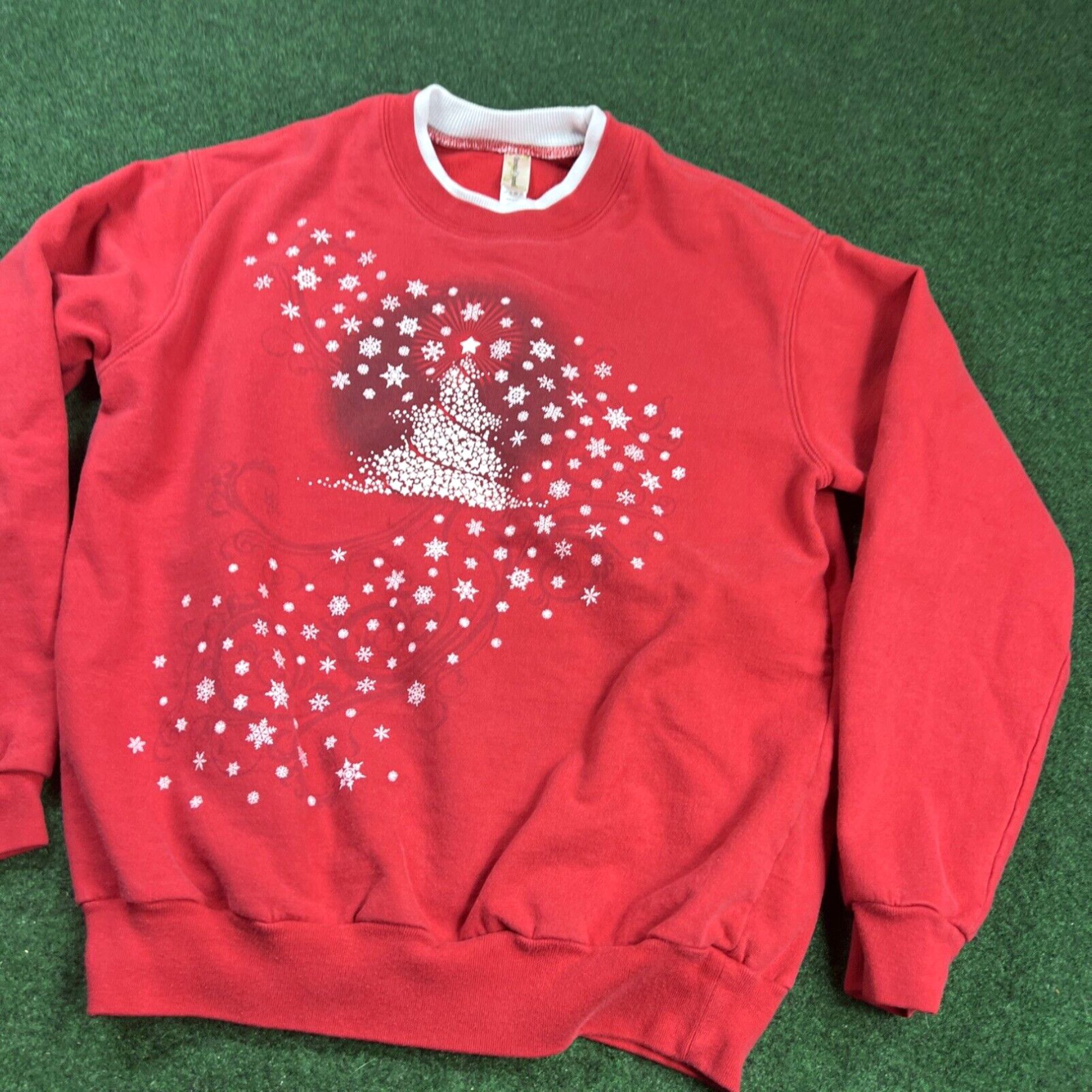 Vintage Adult Medium Holiday Christmas Sweater Christmas Tree White Christmas Red Size US M / EU 48-50 / 2 - 3 Thumbnail
