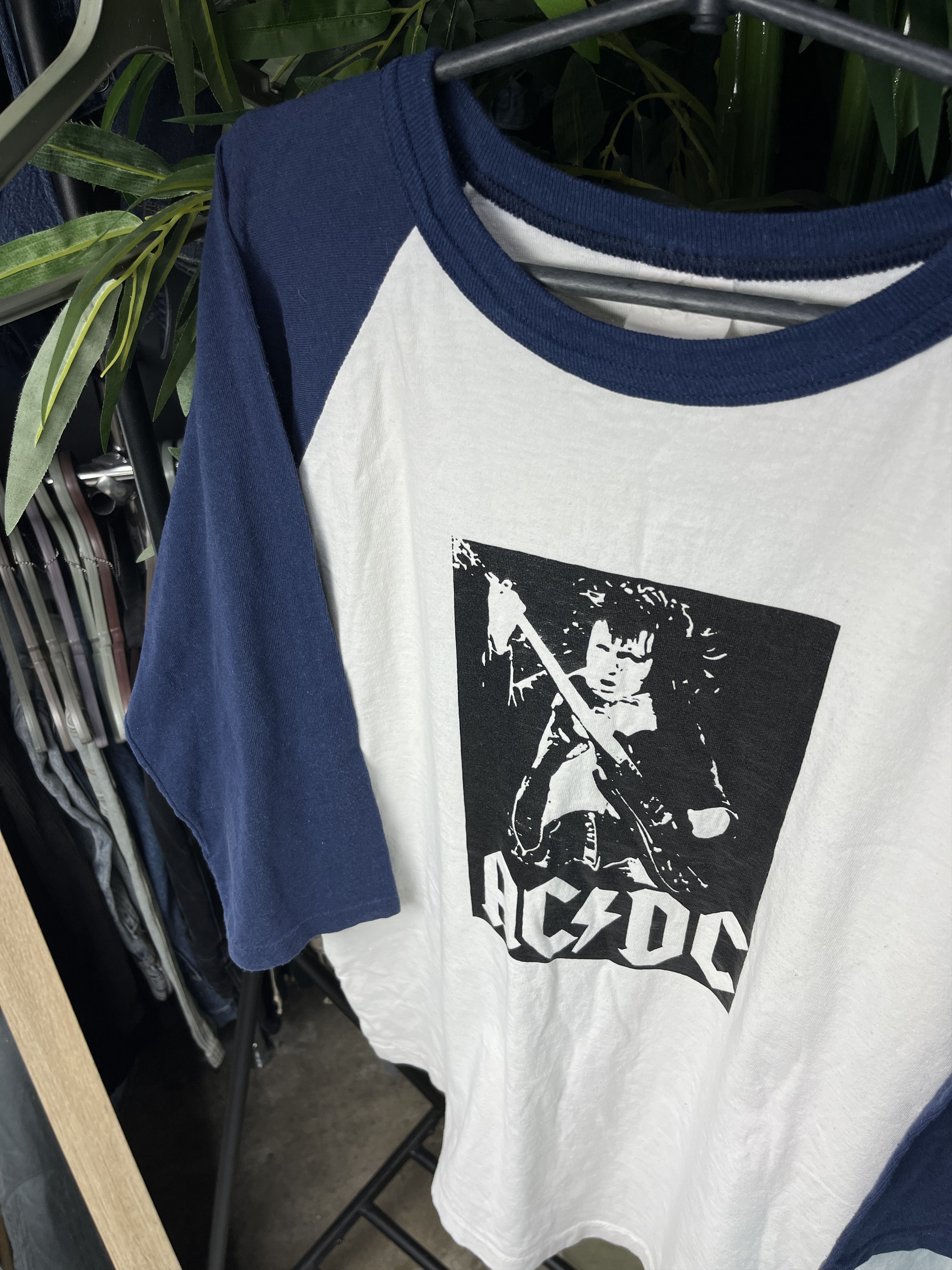 Other 1980s AC/DC ANGUS YOUNG SINGLE STITCH RAGLAN TEE - 800 Size US L / EU 52-54 / 3 - 4 Thumbnail