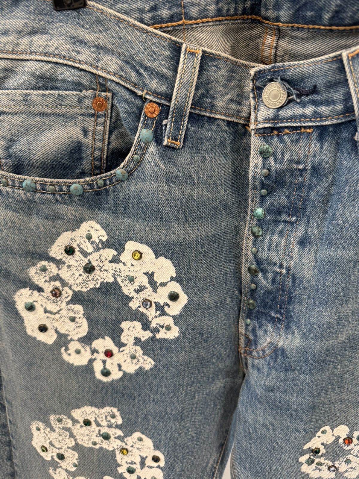 DENIM TEARS Denim Tears Levi Cotton Wreath Gemstone Denim Size US 33 - 3 Thumbnail