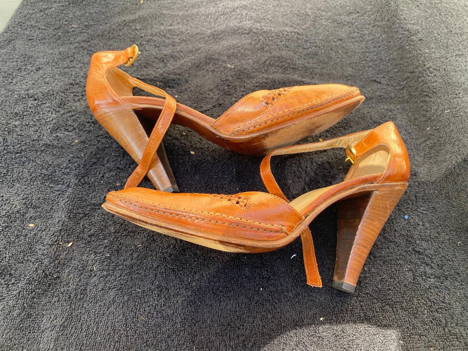 Designer Rare! Vintage Womens Carol Horn Closed ToeHeel Sz.8.5 (S631) Size US 8.5 / IT 38.5 - 4 Thumbnail