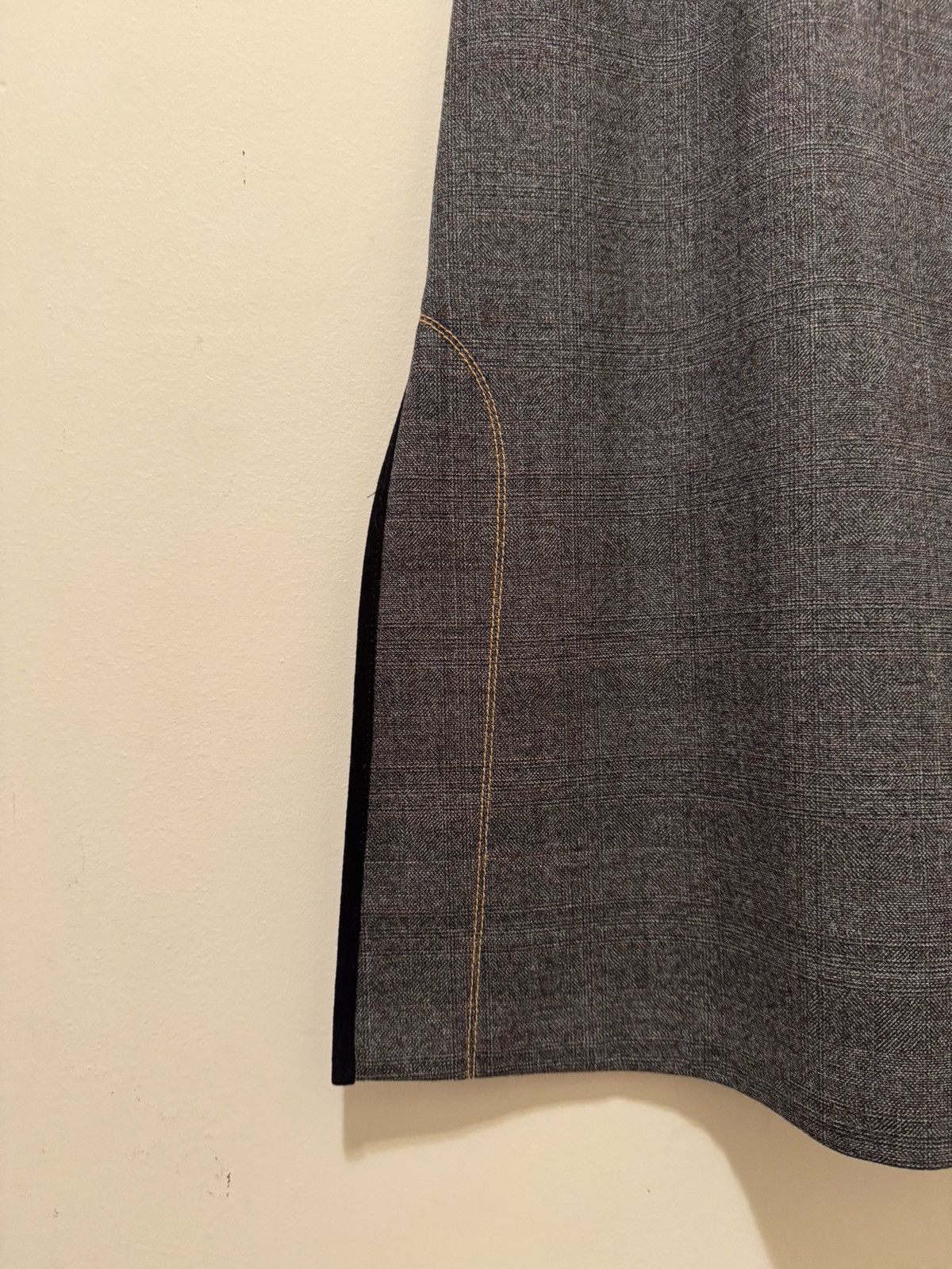 Prada Prada AW16 Multicolor Wool Skirt Size 26" / US 2 / IT 38 - 2 Thumbnail