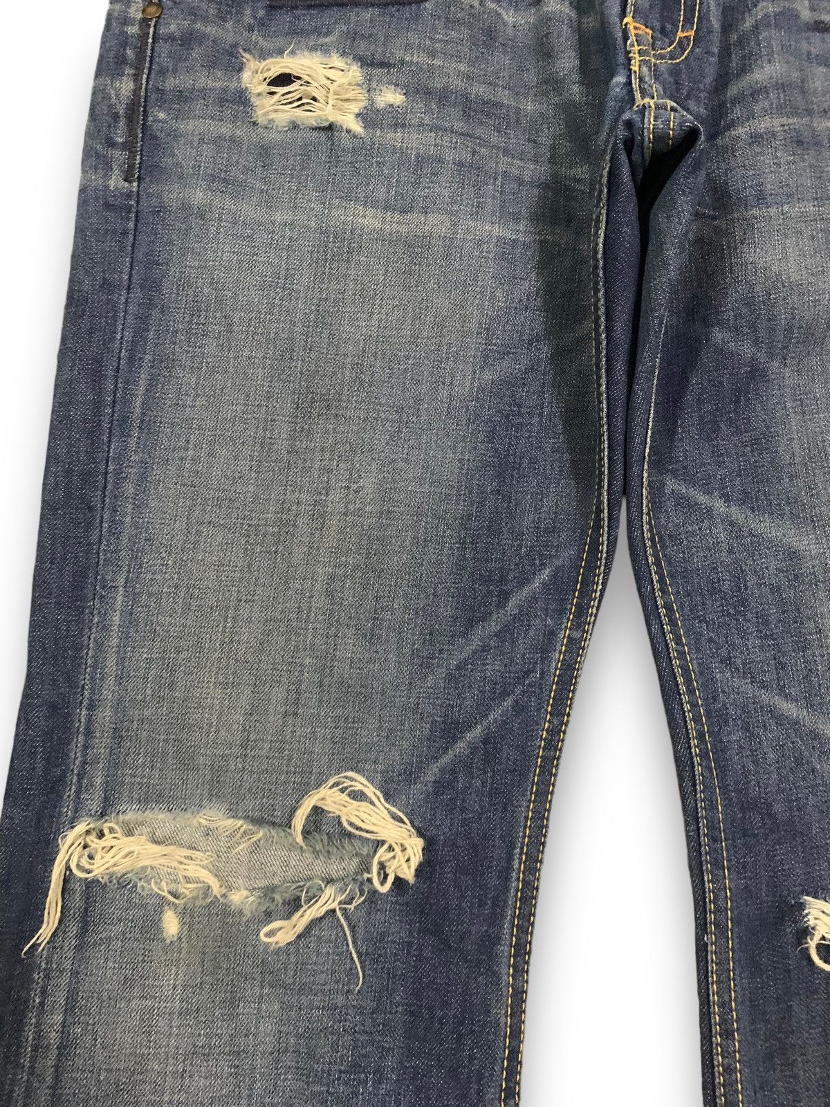 Tornado Mart Vintage Jimmy Taverniti Studded Flare Distress Grunge Jeans Size US 31 - 8 Thumbnail