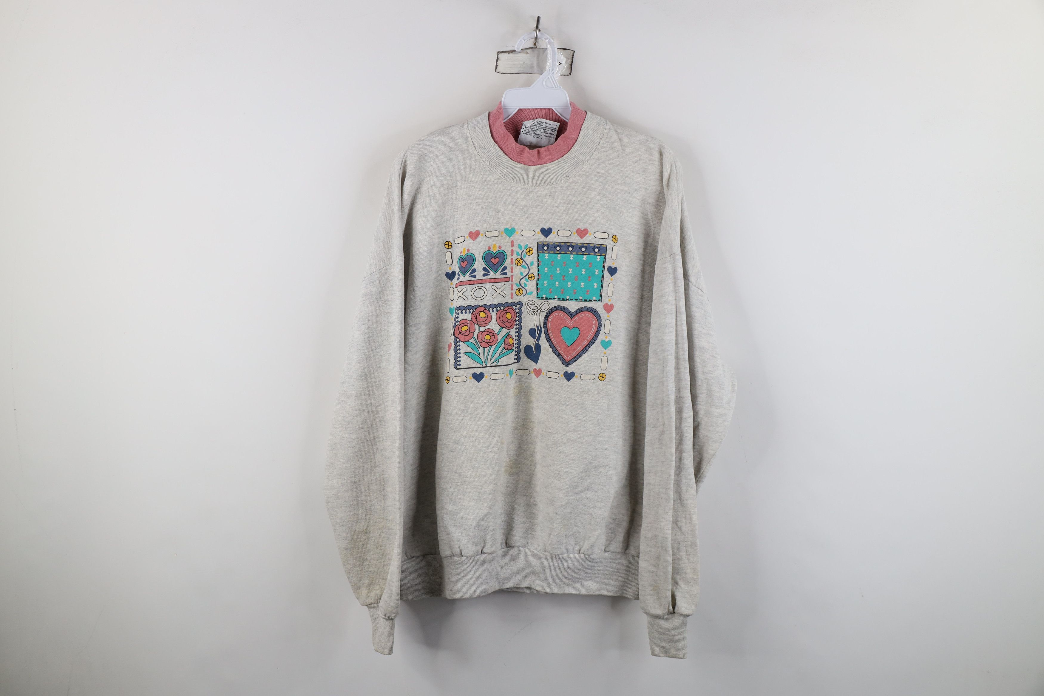 Vintage Vintage 90s Streetwear Heart Flower Sweatshirt Gray USA Size XL / US 12-14 / IT 48-50 - 1 Thumbnail