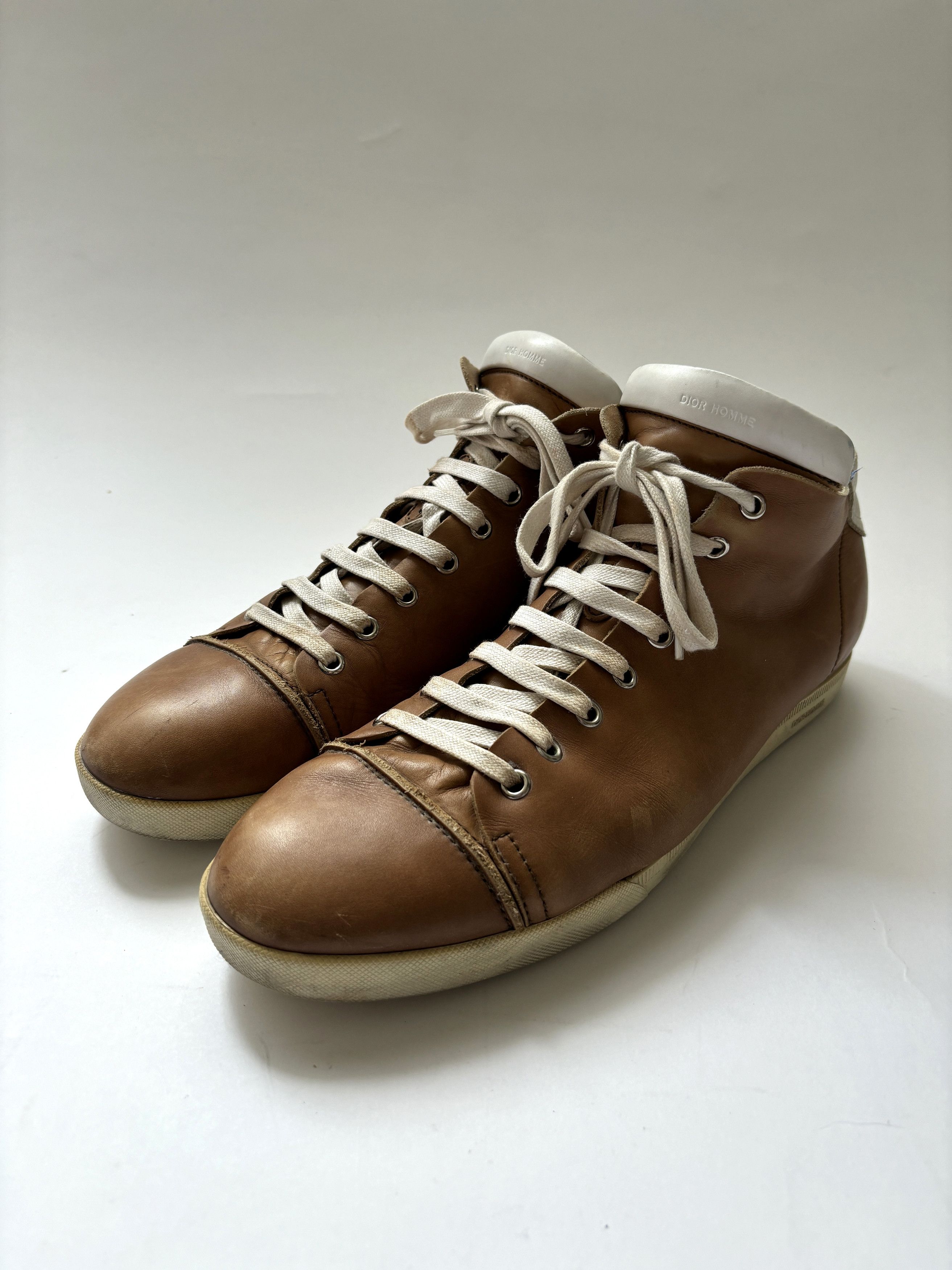 Dior ⚡️QUICK SALE⚡️Dior Tan Leather Hi-Top Sneakers Size US 10 / EU 43 - 2 Thumbnail