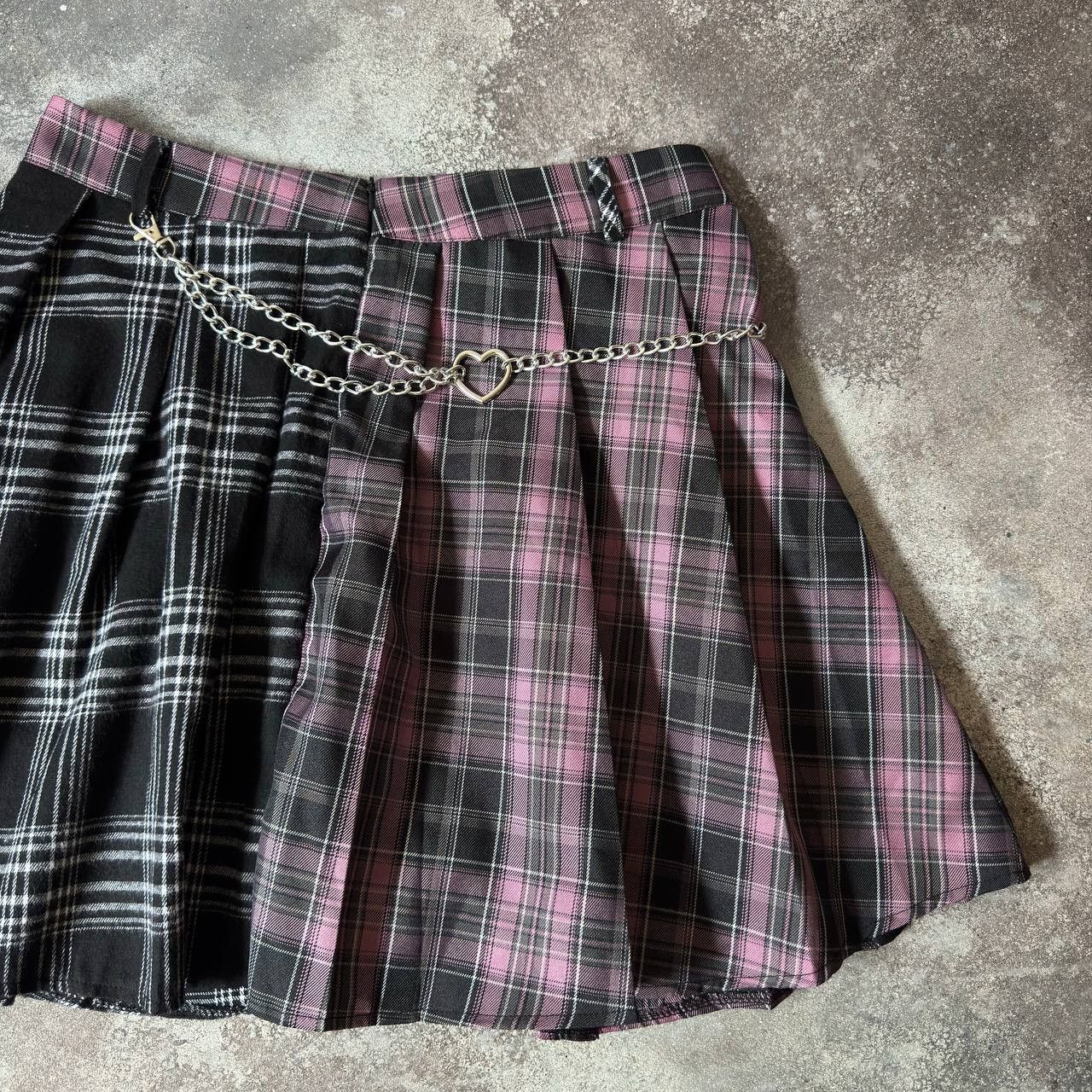 Hysteric Glamour × If Six Was Nine × Vintage Emo Style Vintage Pleated Mini Skirt with Chain Size 30" / US 8 / IT 44 - 4 Thumbnail