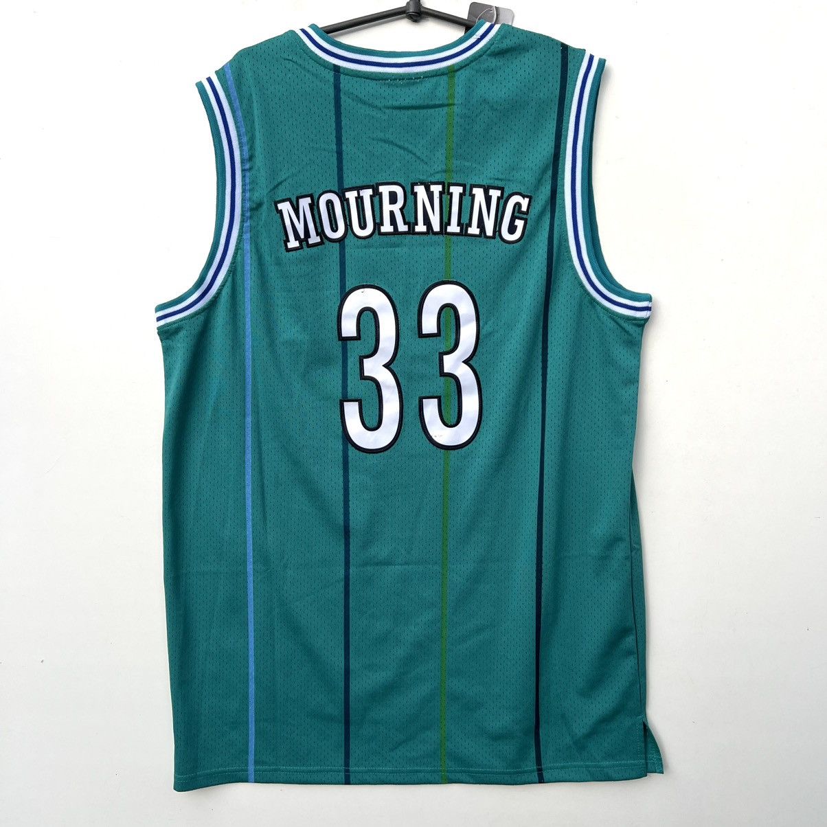 Mitchell & Ness Mitchell & Ness NBA JERSEY Charlotte HORNETS ALONZO MOURNING Size US XXL / EU 58 / 5 - 5 Thumbnail