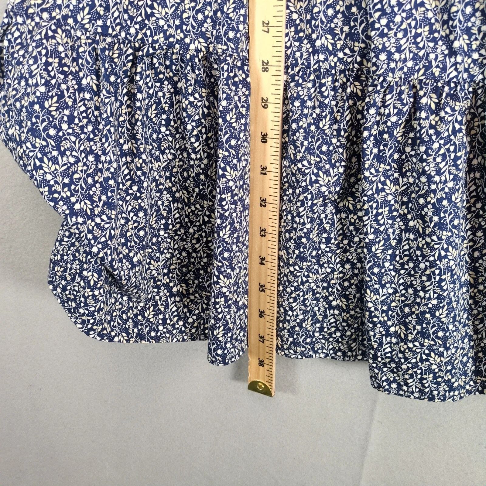 Old Navy Old Navy Ditsy Floral Tiered Dress XL Smocked Cutout Front Size XL / US 12-14 / IT 48-50 - 7 Thumbnail