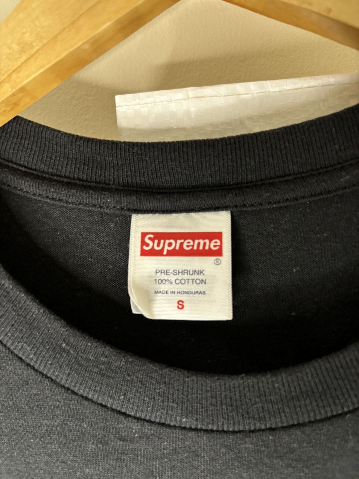 Supreme Supreme Drugs Tee Black FW24 Size US M / EU 48-50 / 2 - 3 Thumbnail