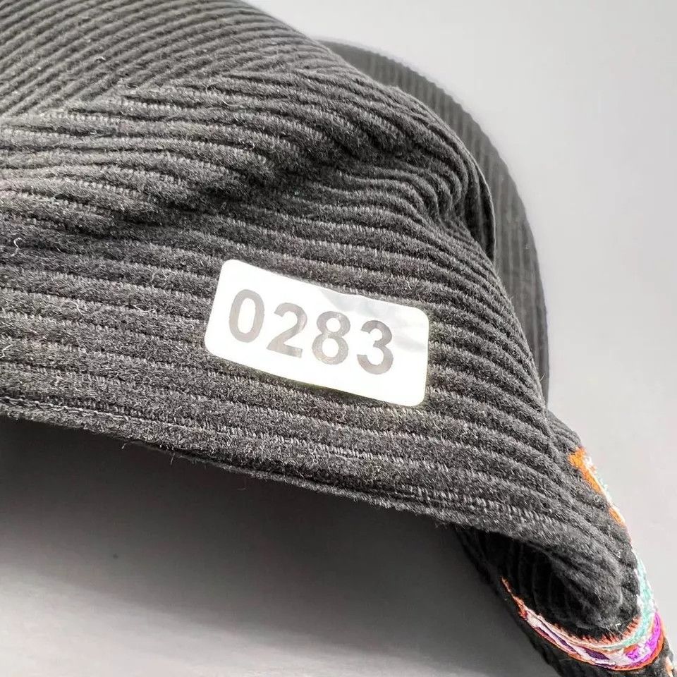 New Era Colorado Rockies Hat Men 7 5/8 Black Corduroy Fitted Cap Size ONE SIZE - 8 Thumbnail