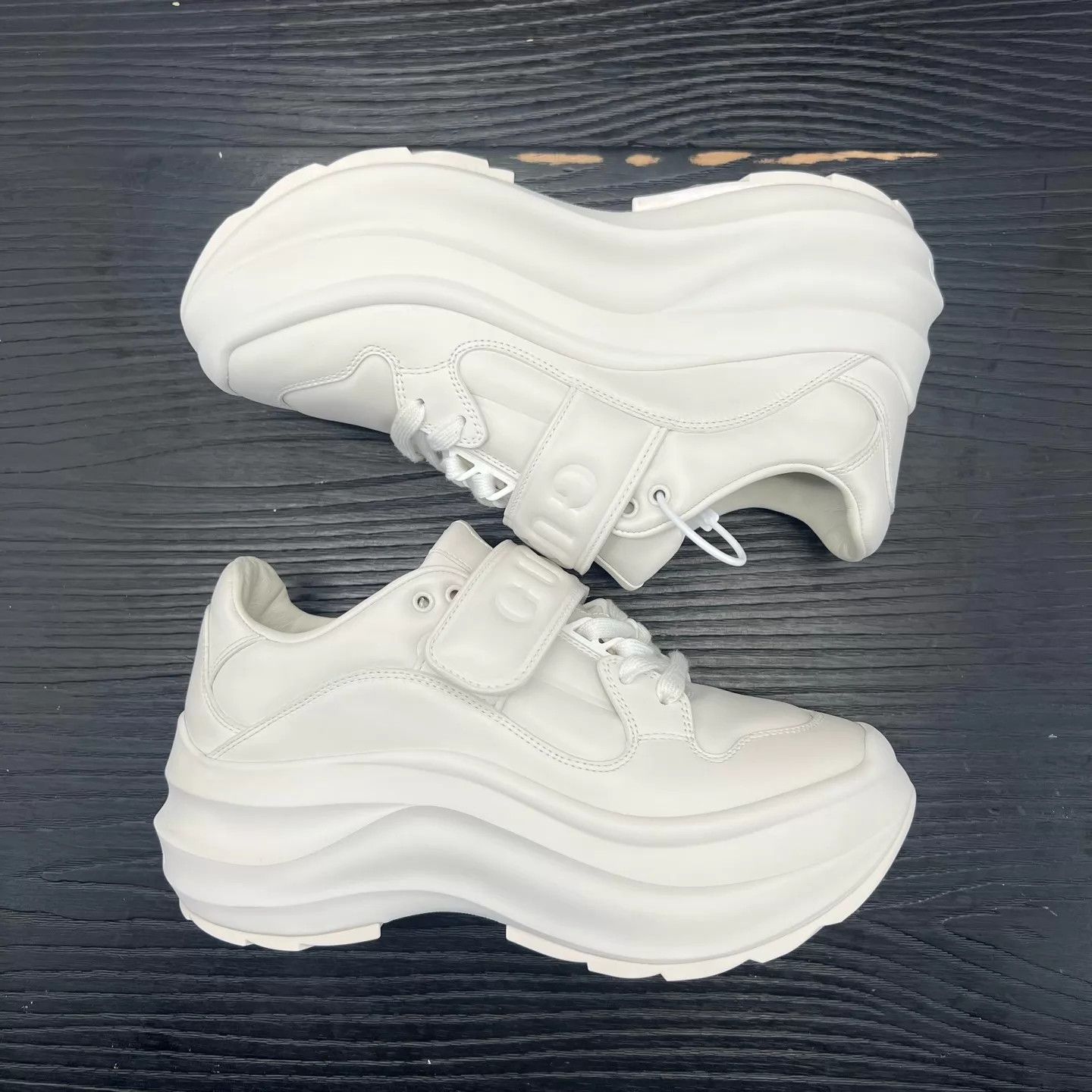 Gucci GUCCI Wave White Leather 36 (Mint) Size US 5.5 / IT 35.5 - 7 Thumbnail
