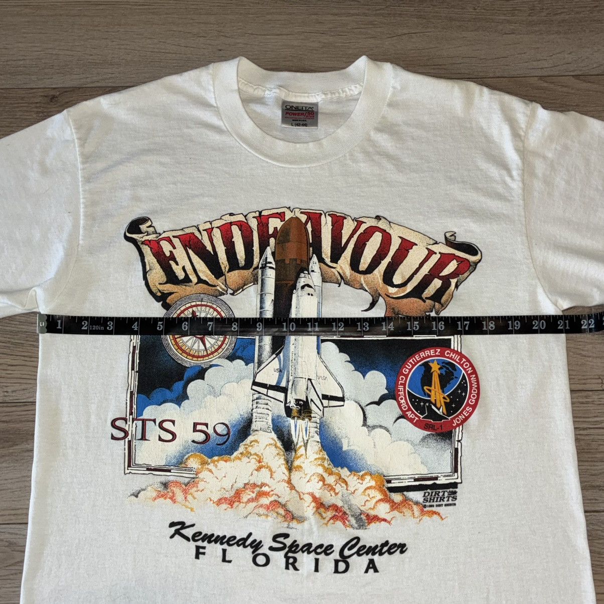 Other Nasa Kennedy Space Center Endeavour white tee Size US L / EU 52-54 / 3 - 6 Thumbnail