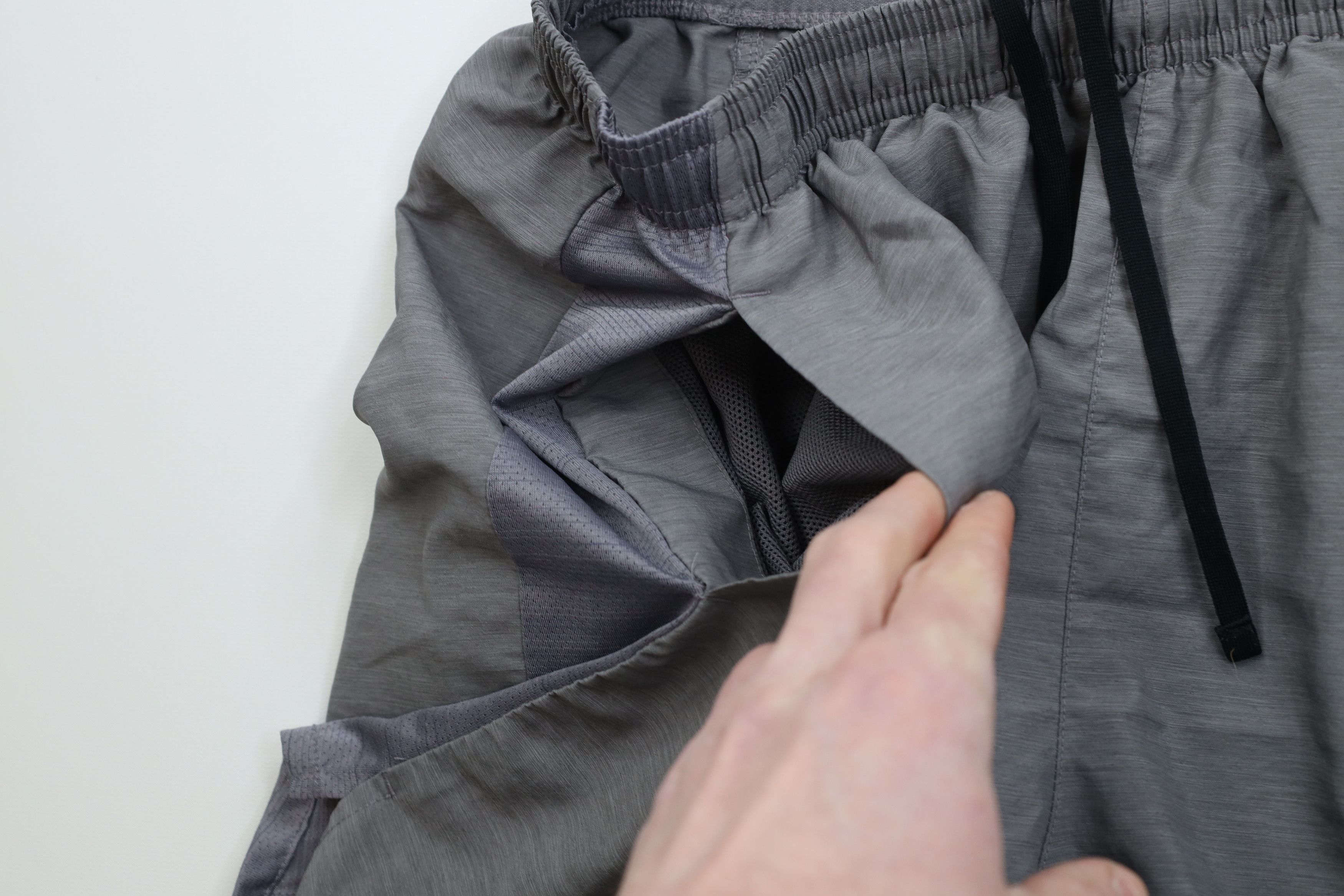 Nike Vintage Y2K Nike Above Knee Running Jogging Shorts Gray Size US 32 / EU 48 - 6 Thumbnail