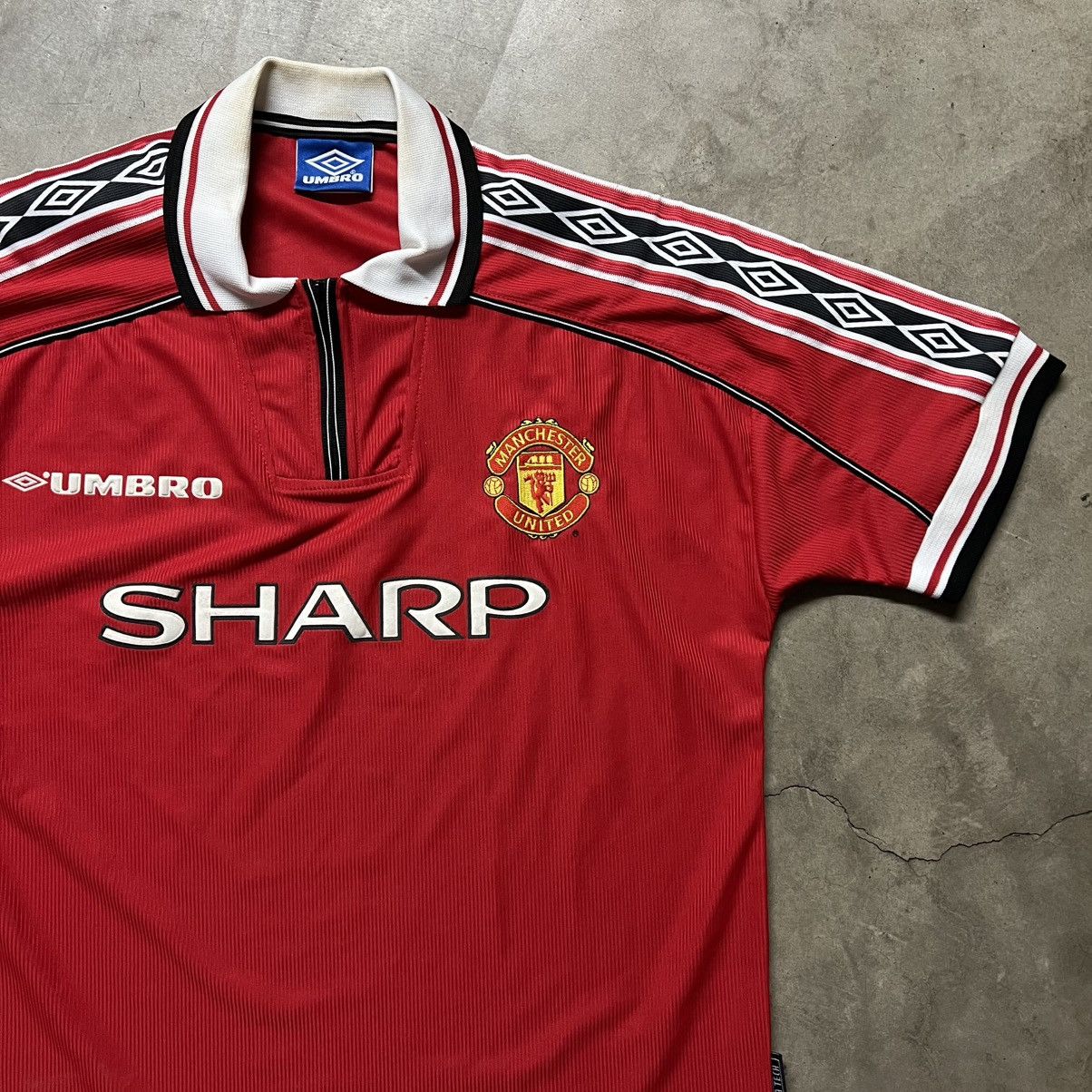 Umbro × Vintage Vintage 90’s FIFA Manchester United Umbro Soccer Jersey Size US L / EU 52-54 / 3 - 1 Thumbnail
