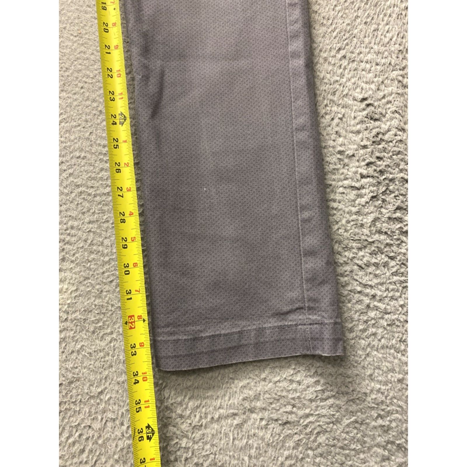 Banana Republic Banana Republic Pants Mens 35x34 Light Gray Straight Fit Chino 5-Pocket Zip Front Flat Front Cotton Elastane Vintage No Size US 35 - 5 Thumbnail