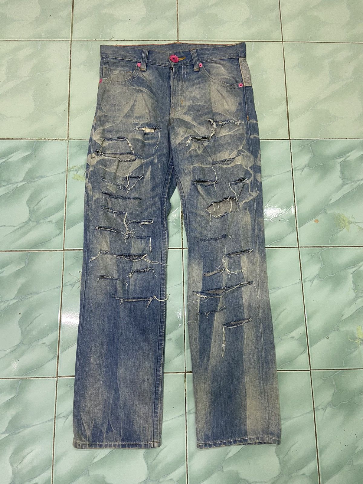 Japanese Brand Steals Distressed Denim Co & Lu jeans washed faded Size US 31 - 3 Thumbnail