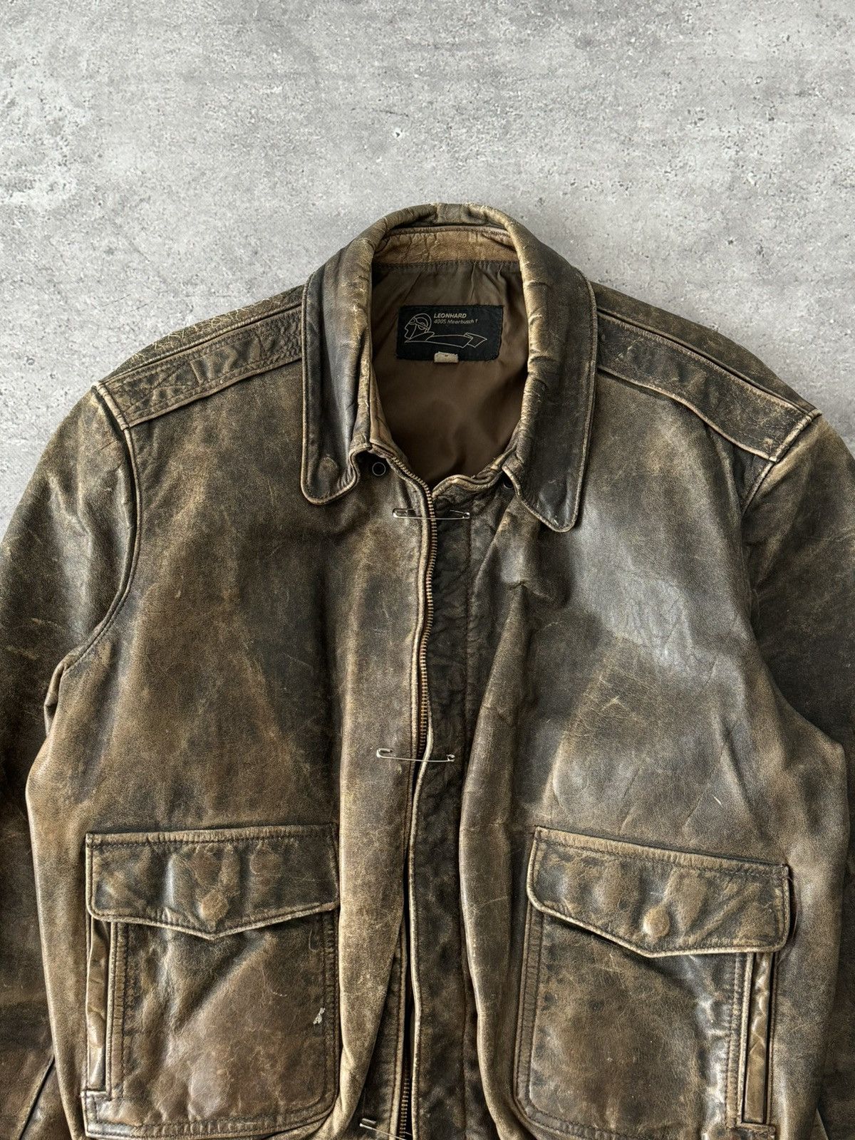 Vintage 1970s Vintage USAF A2 ‘Leonhard’ Flying Leather Faded Jacket Size US S / EU 44-46 / 1 - 4 Thumbnail