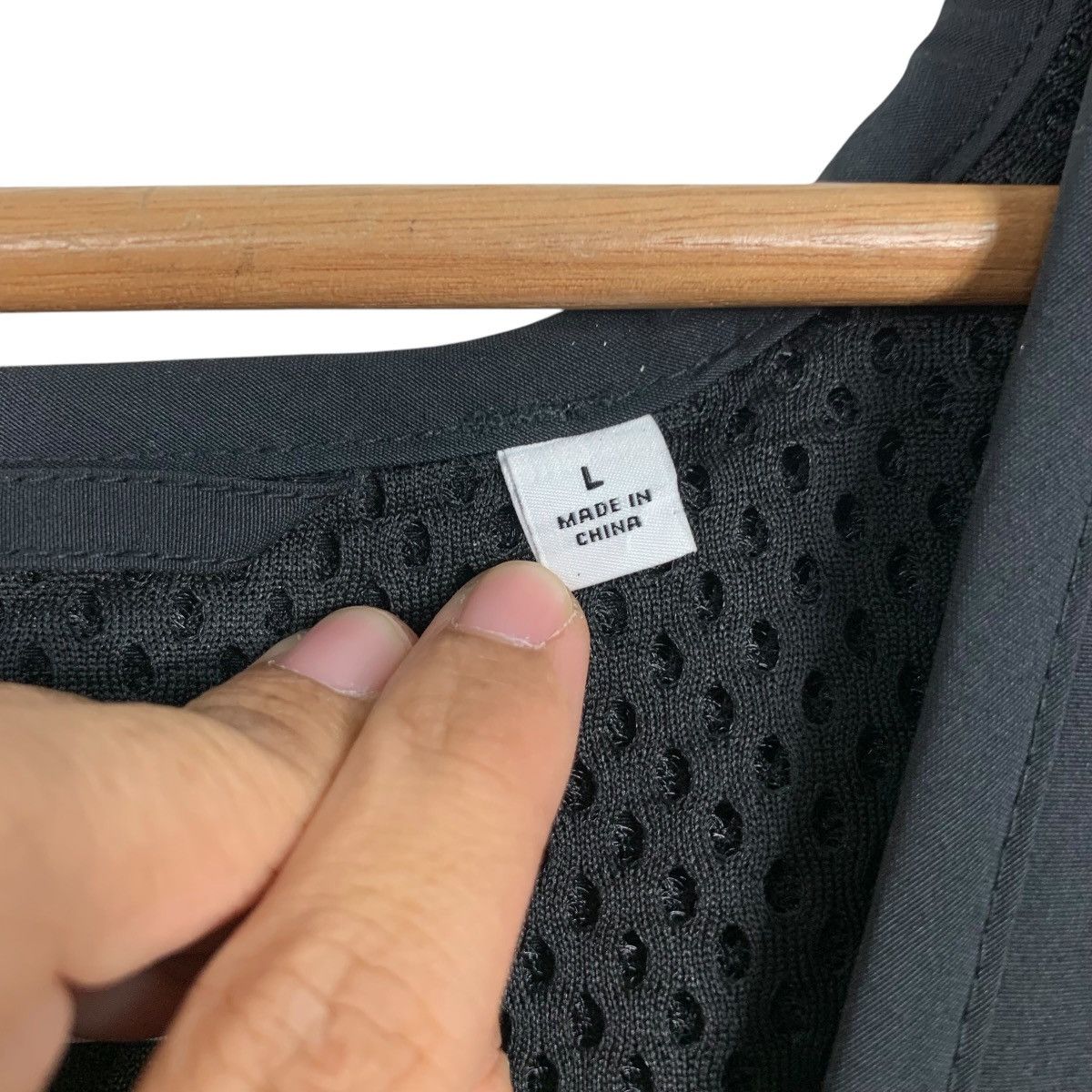 Lemaire × Uniqlo UNIQLO U LEMAIRE SPORTS VEST #2468-C111 Size L / US 10 / IT 46 - 16 Thumbnail