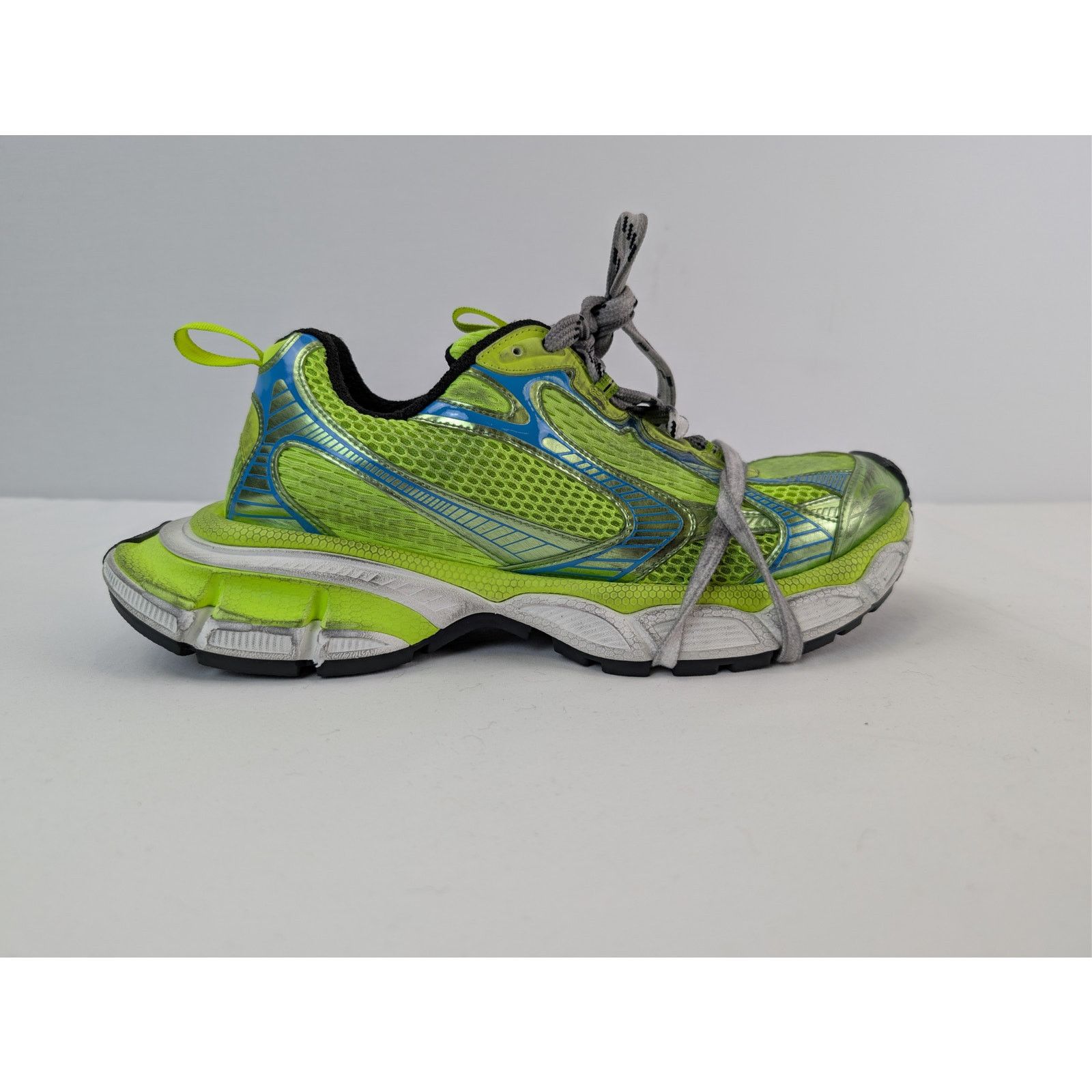 Balenciaga o1rshd1 3XL Low-Top Sneakers in Fluo Yellow / Blue Size US 10 / EU 43 - 4 Thumbnail