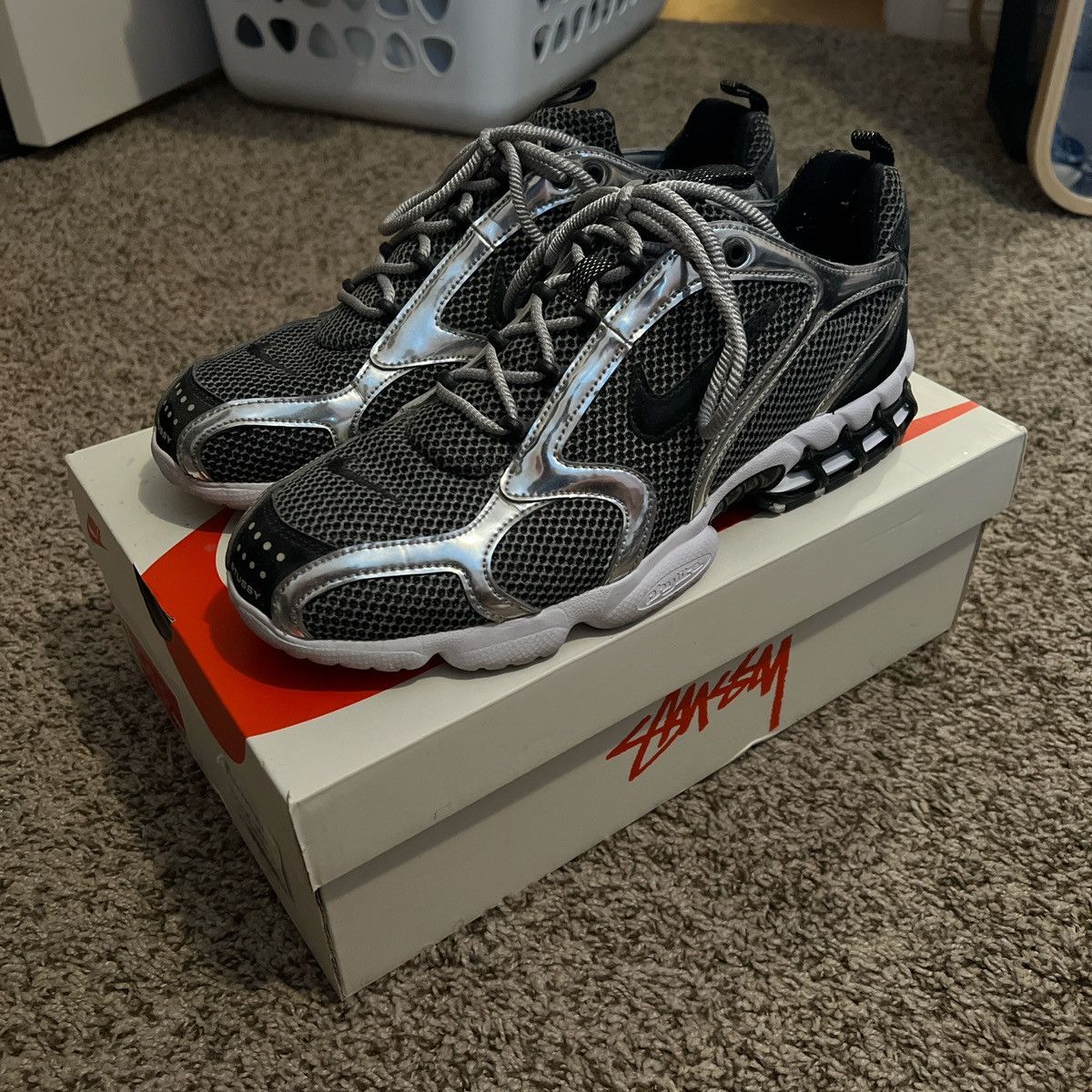 Nike x stüssy air zoom spiridon cage 2 pure platinum best sale