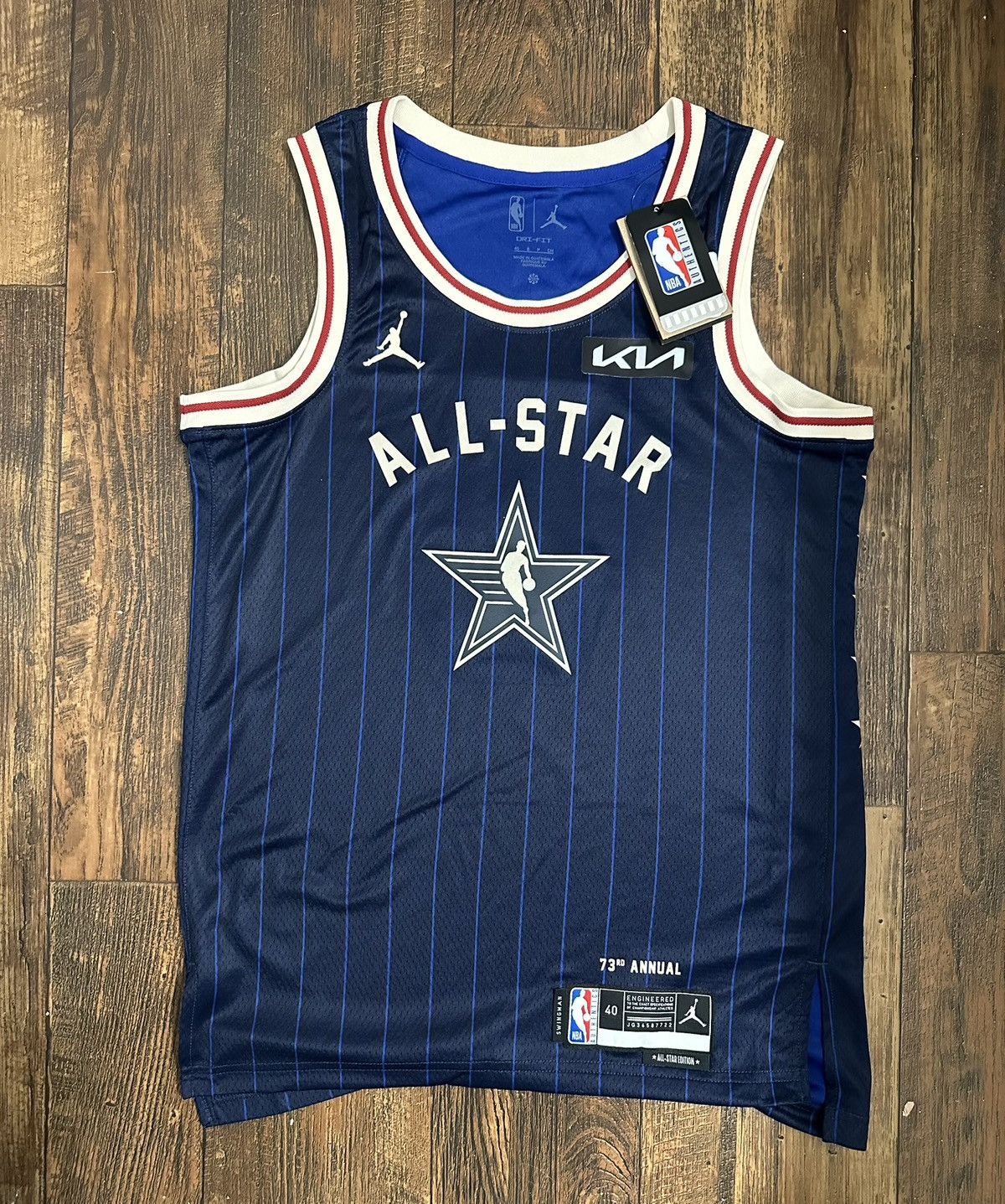 Other BNWT 2024 Trae Young #11 NBA All-Star Game Jersey Size US S / EU 44-46 / 1 - 1 Thumbnail