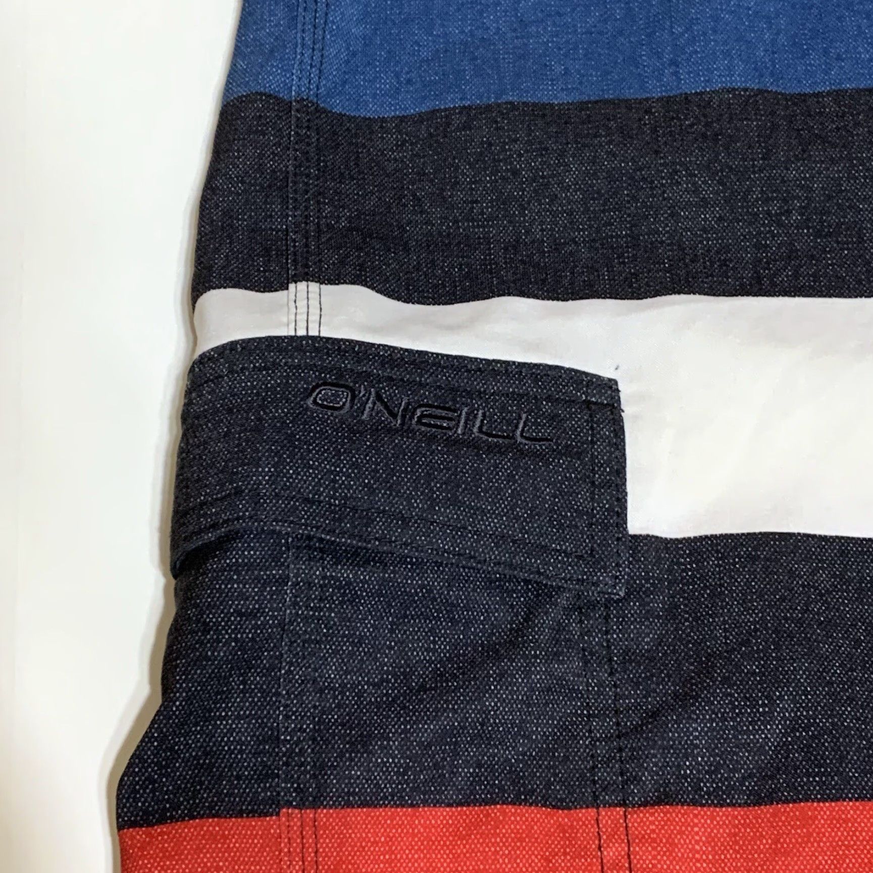 O'Neill O’NEILL Boardshorts Swim Bottoms Striped Multicolor Red White Blue Black 31 Men Size US 31 - 5 Thumbnail