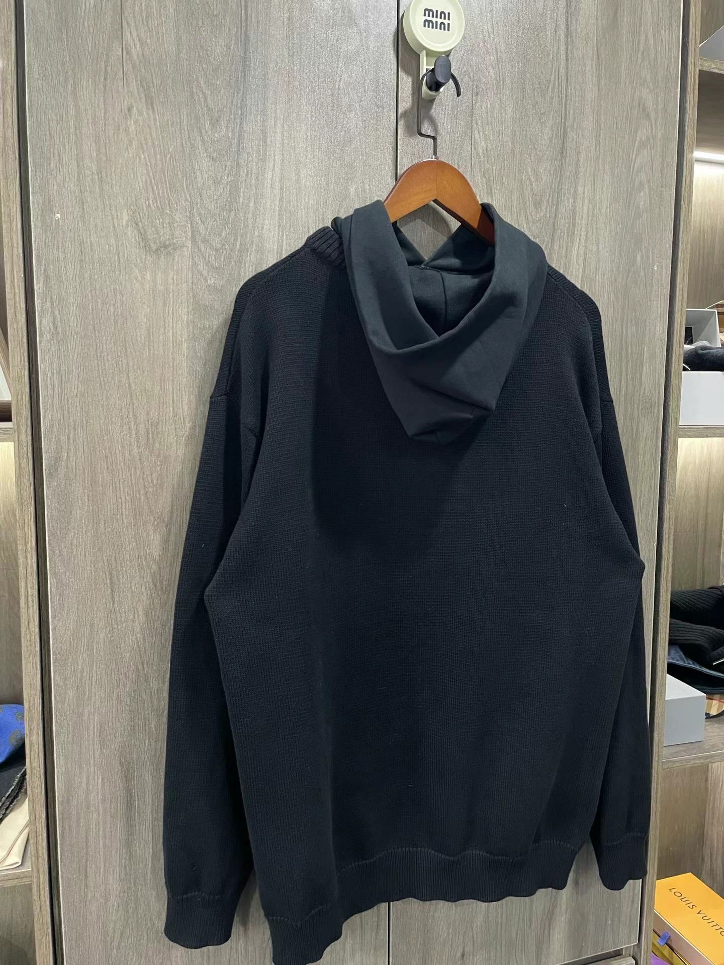 Balenciaga Balenciaga Fake Two-Piece Knit Hoodie S Size US S / EU 44-46 / 1 - 7 Thumbnail