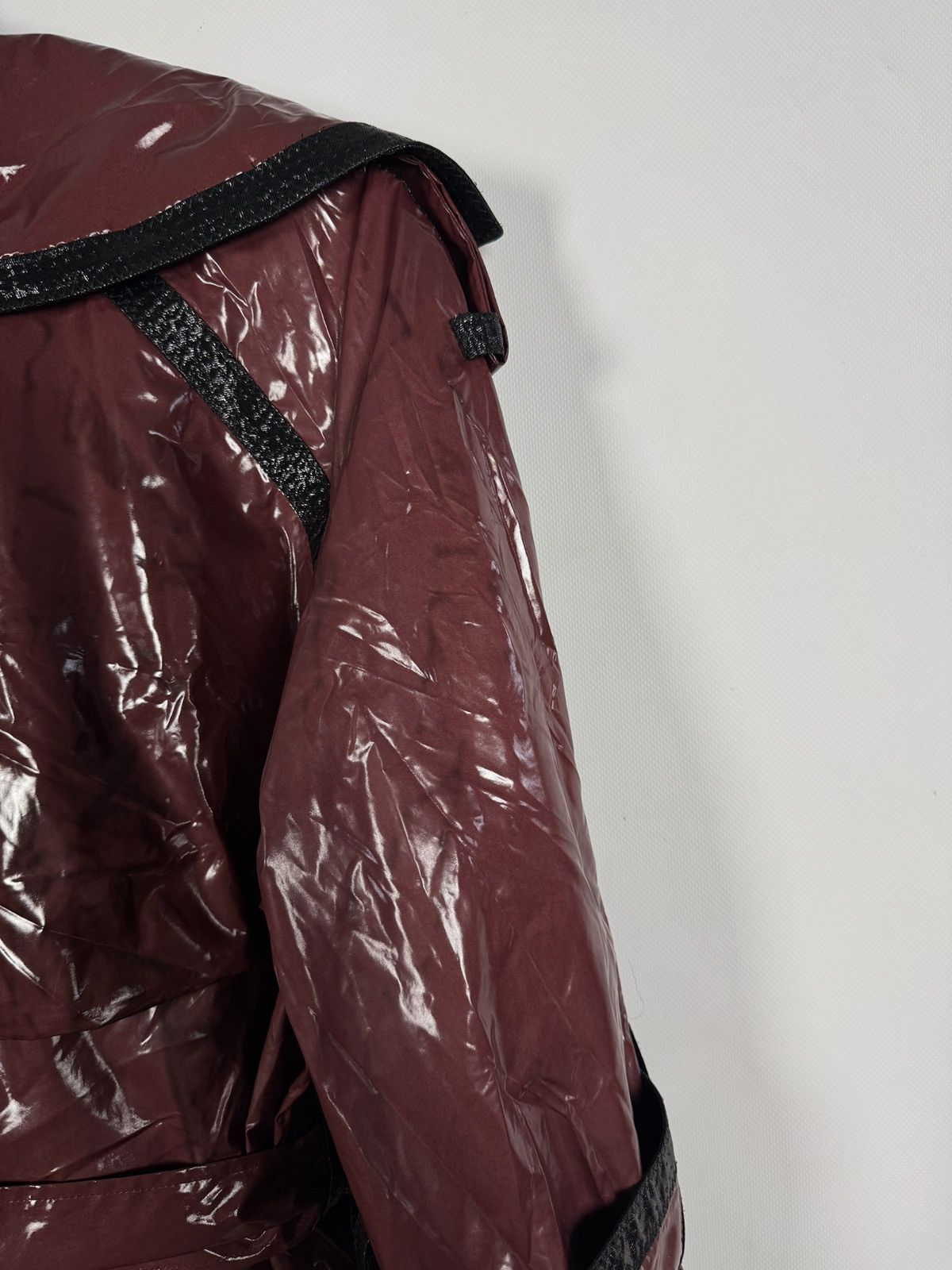 Louis Vuitton Louis Vuitton Vintage Glossy Coated Trench Jacket Belted Size S / US 4 / IT 40 - 21 Thumbnail