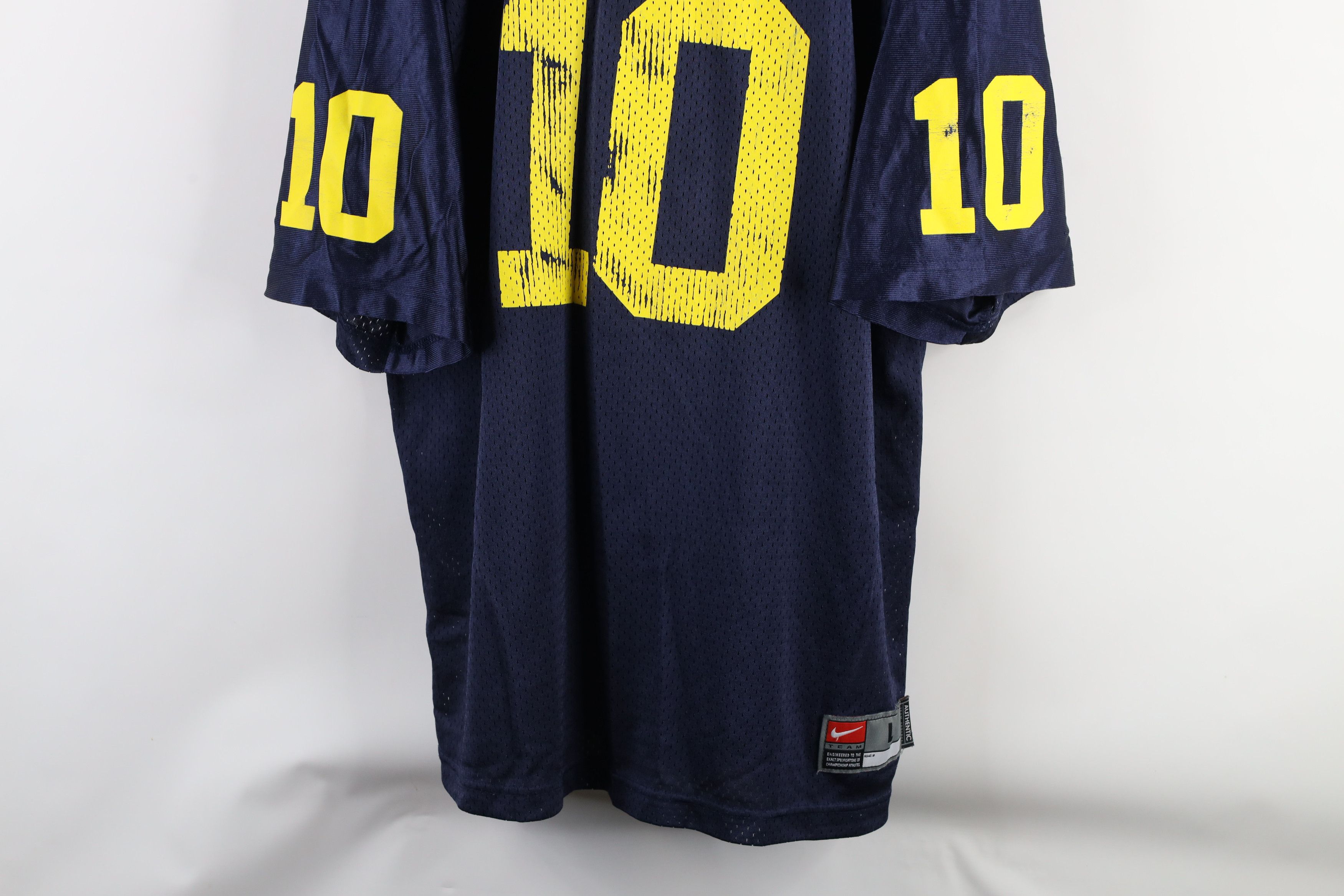 Nike × Vintage Vintage Nike Brady University of Michigan Football Jersey Size US L / EU 52-54 / 3 - 3 Thumbnail