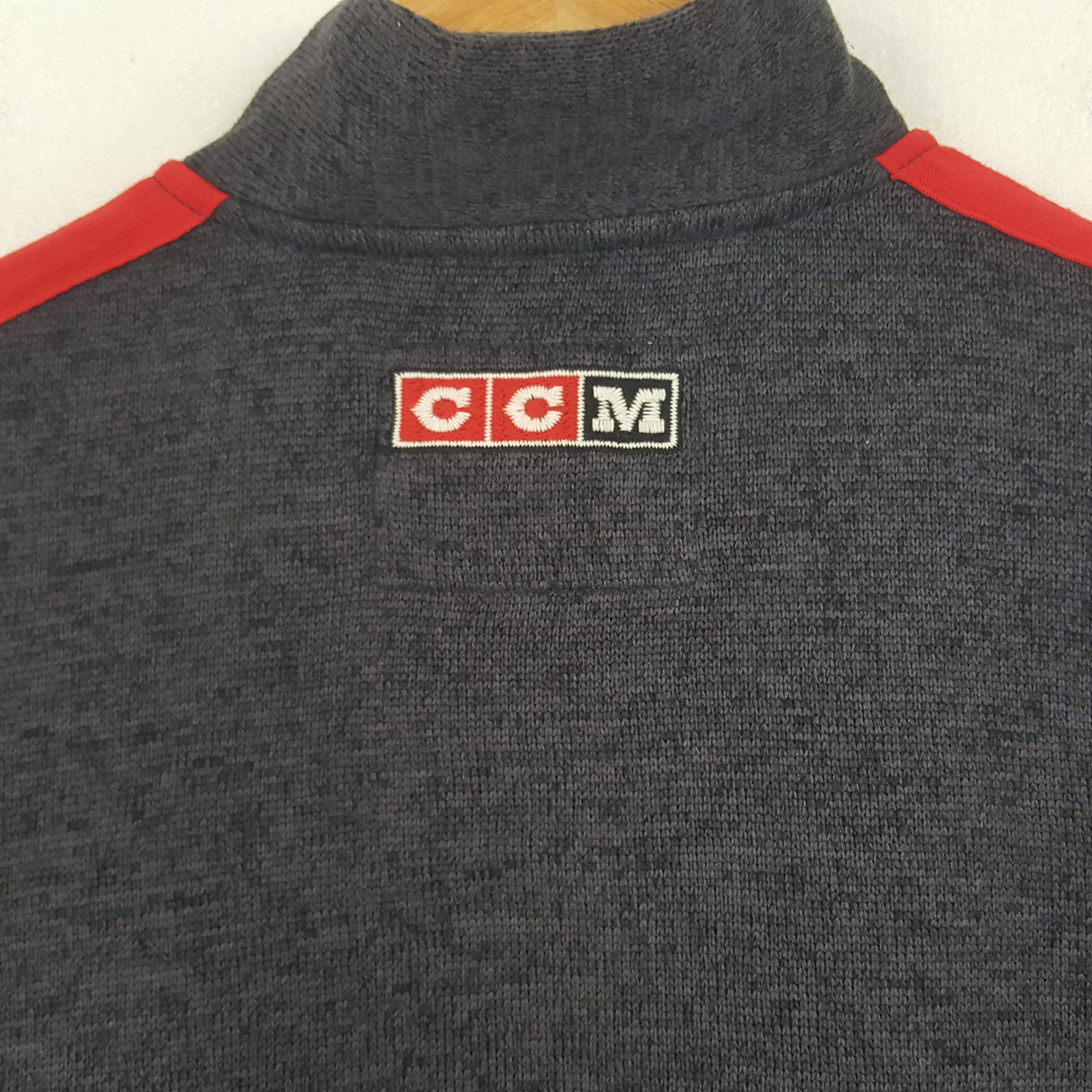 Ccm × NHL × Vintage Vintage CCM Detroit Red Wings American Hockey Team Sweater Size US L / EU 52-54 / 3 - 4 Thumbnail