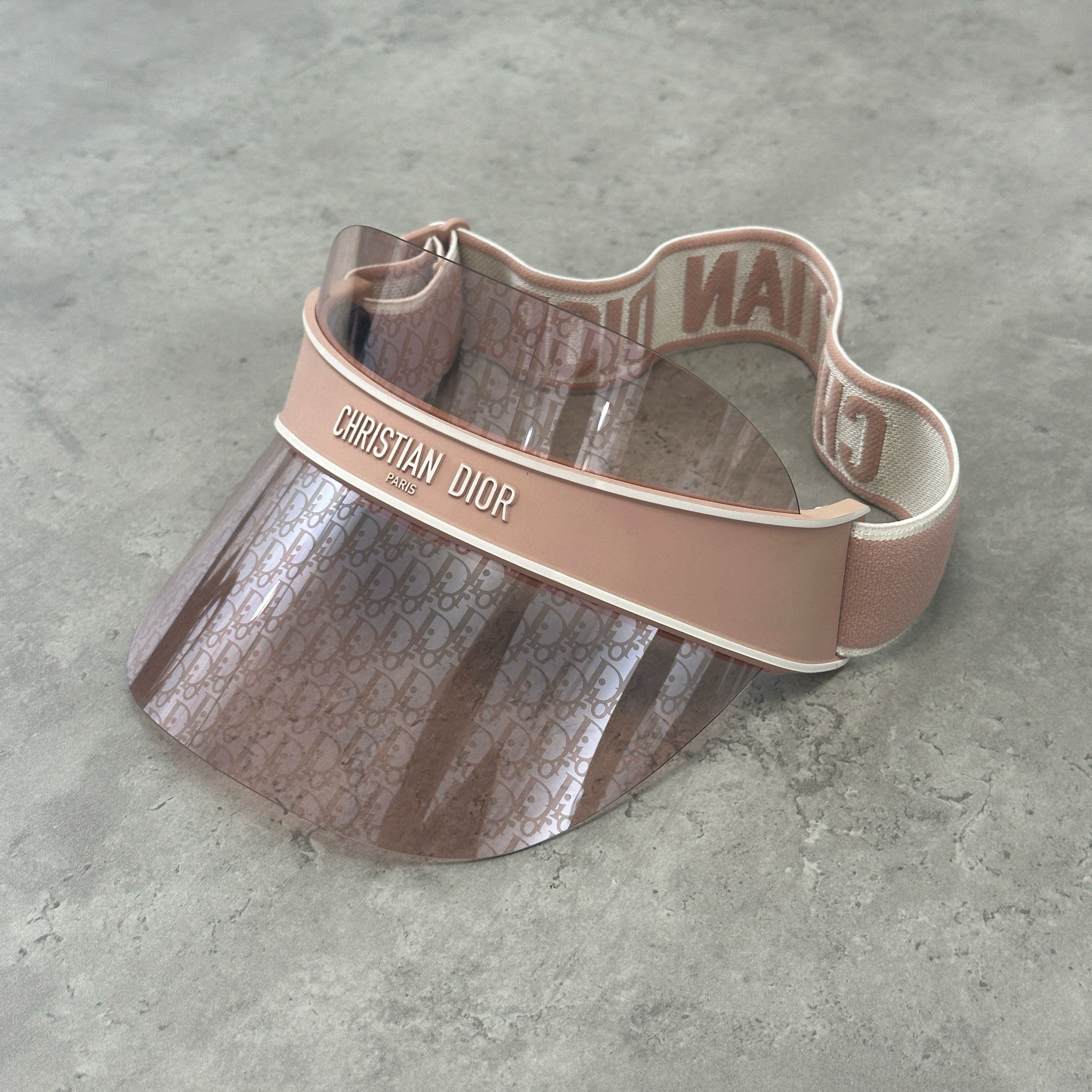 Dior DIOR Diorclub V1U Logo Clear Visor PINK Size ONE SIZE - 1 Thumbnail