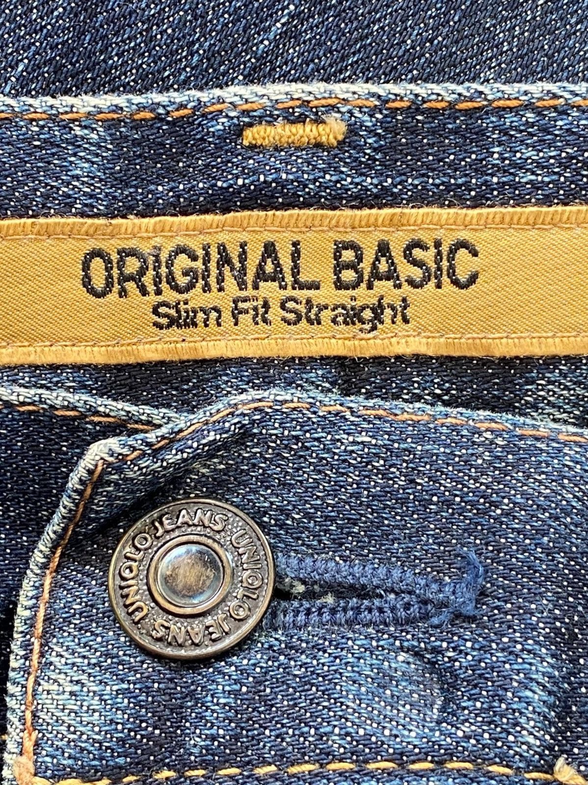 Uniqlo Uniqlo Blue Wash Style Straight Leg Jeans Size US 32 / EU 48 - 10 Thumbnail