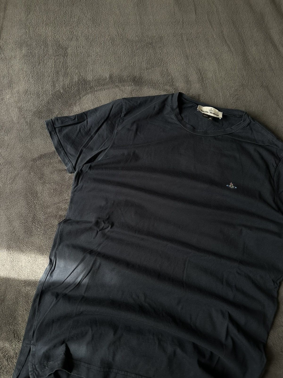 Vivienne Westwood Vivienne Westwood Tee Logo Dark Blue Size US XL / EU 56 / 4 - 3 Thumbnail