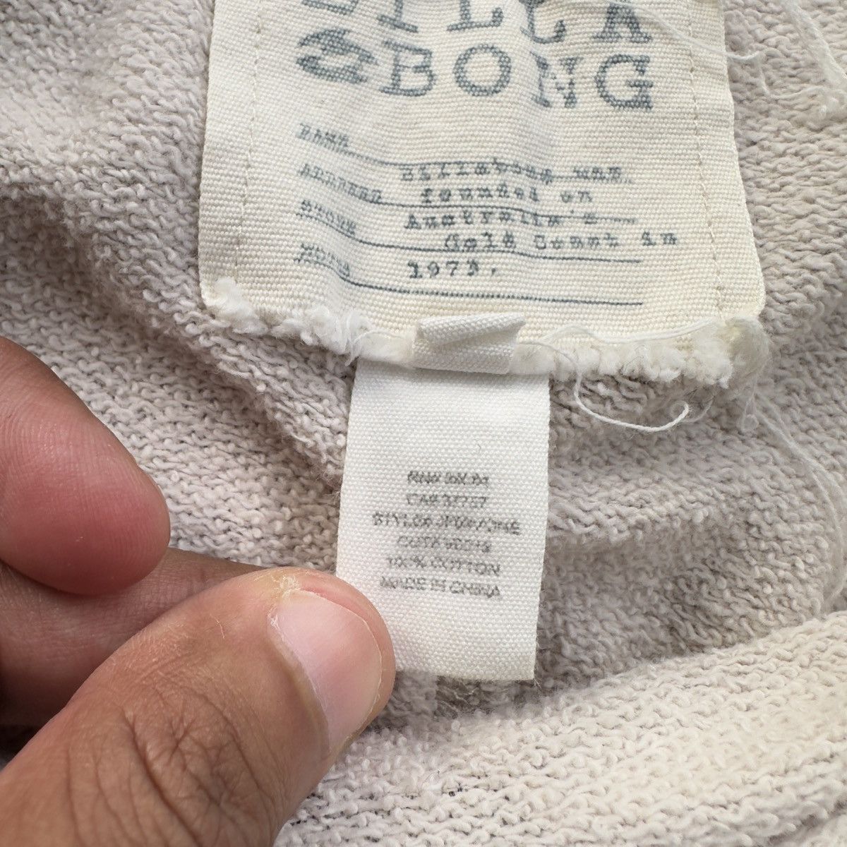 Billabong BILLABONG VINTAGE CROPPED DISTRESS RIPPED EAGLE PRINT Size M / US 6-8 / IT 42-44 - 10 Thumbnail