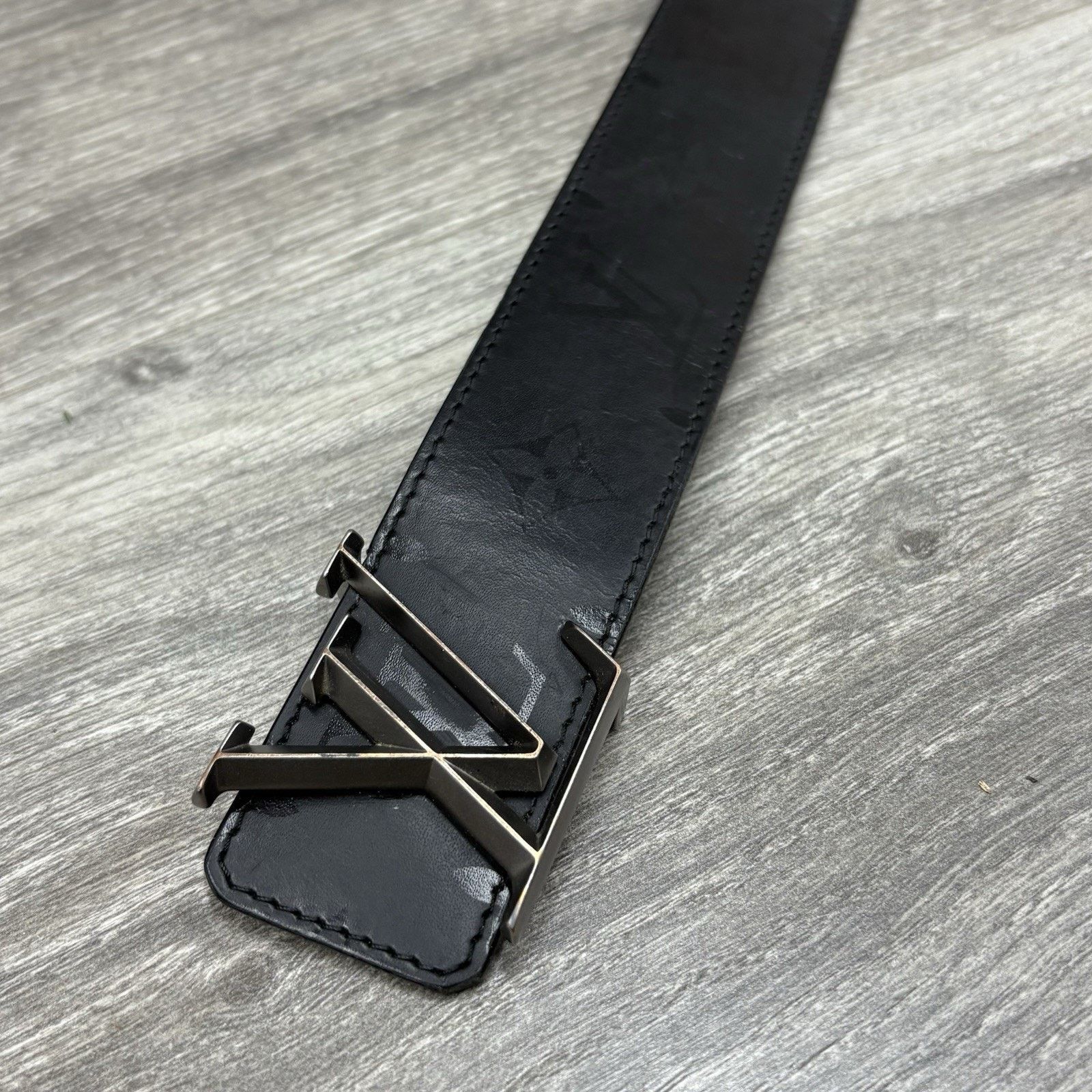 Louis Vuitton Louis Vuitton LV Initials Belt ' Black ' | GOOD CONDITION! Size 38 - 4 Thumbnail