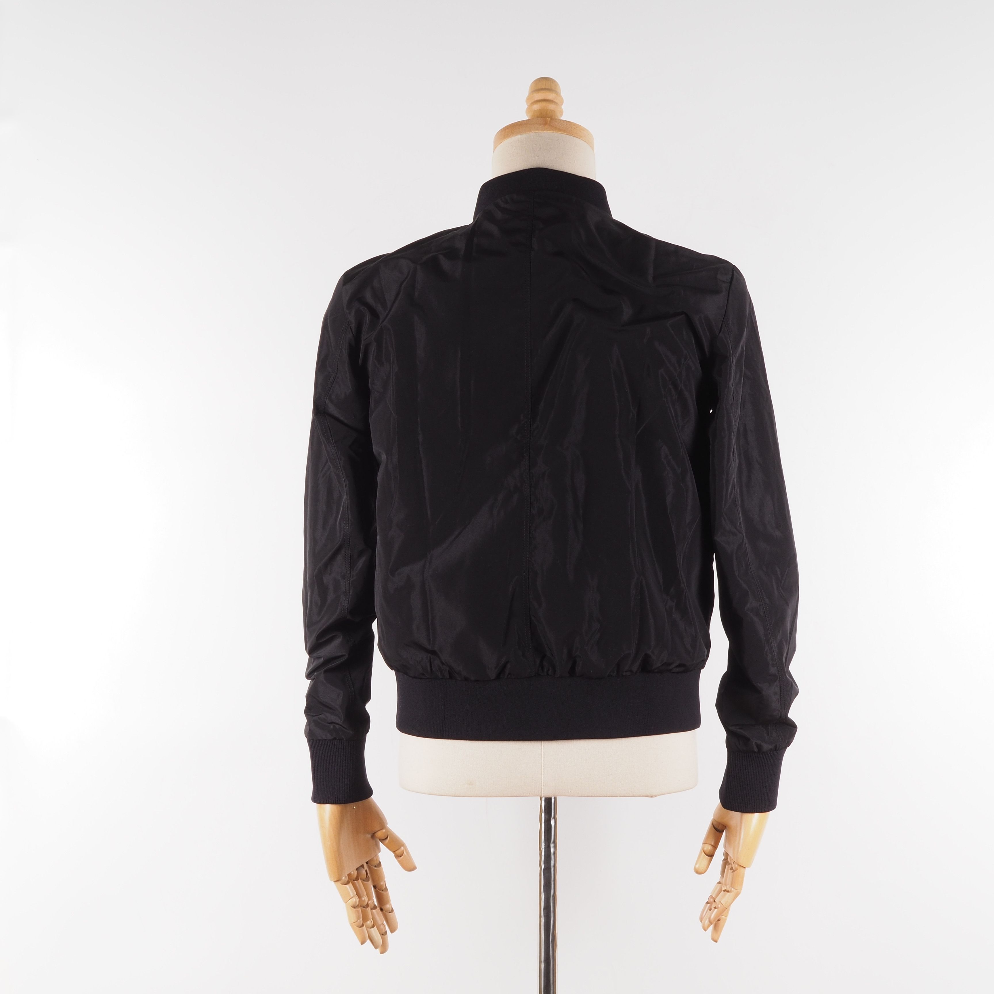 Alexander McQueen Alexander McQueen Embroidered Black Bomber Jacket Size US S / EU 44-46 / 1 - 2 Thumbnail
