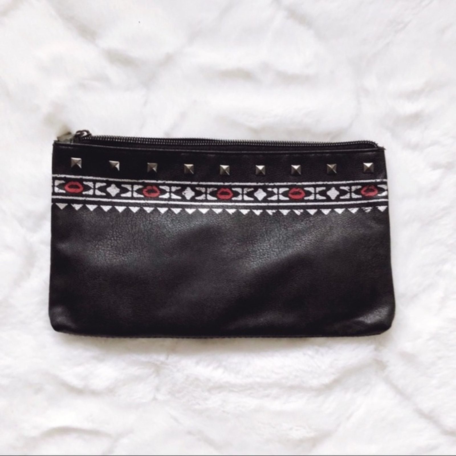 Other Makeup Forever Black Makeup Bag with Design Size ONE SIZE - 1 Thumbnail