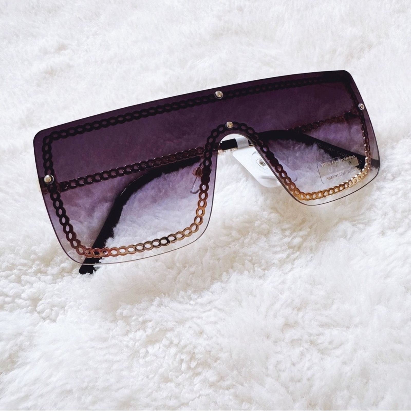 Other Christine Black Two Tone w/ Gold Chain Shield Sunglasses Size ONE SIZE - 3 Thumbnail