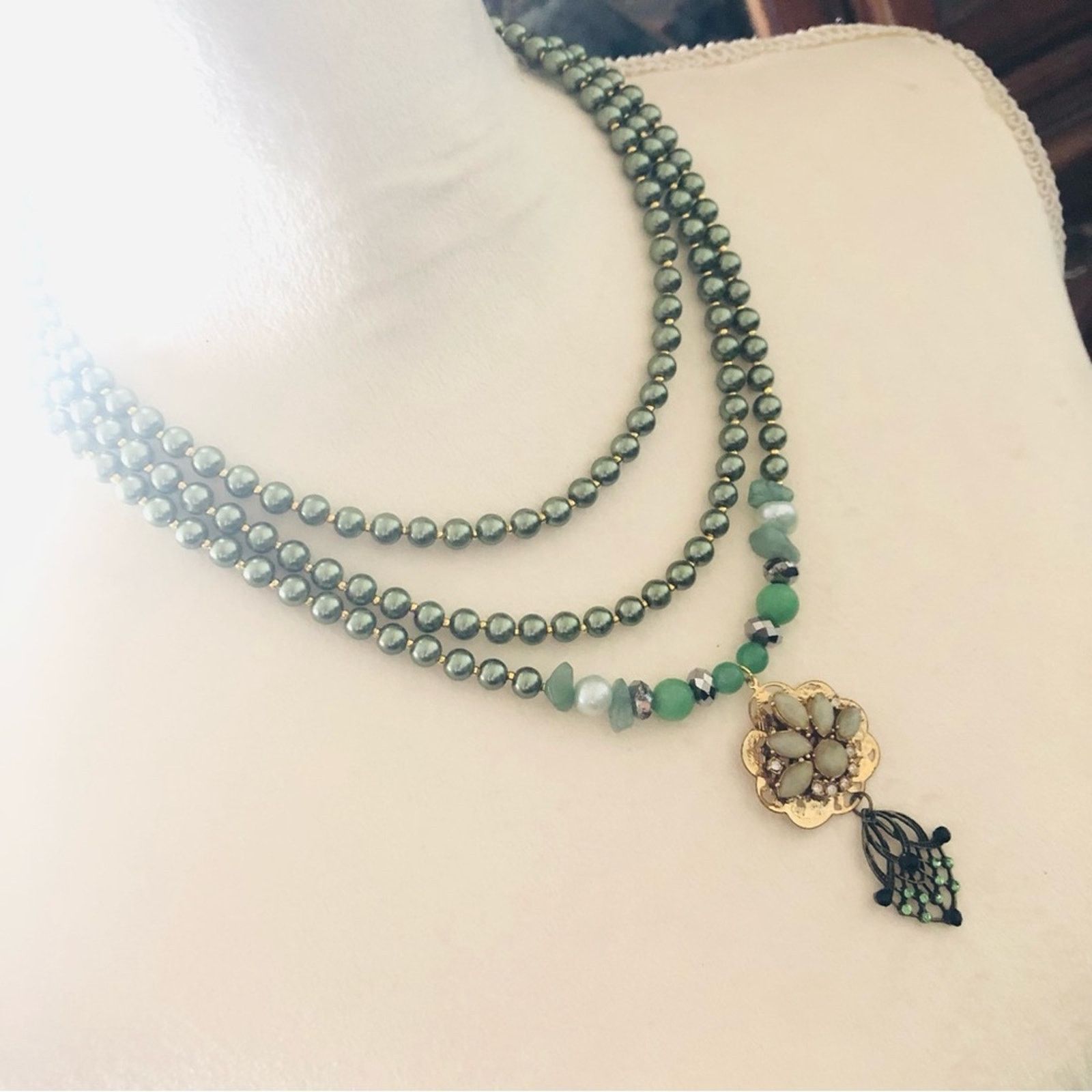 Handmade Handcrafted repurpose aventurine Czech glass Pearl necklace Size ONE SIZE - 4 Thumbnail