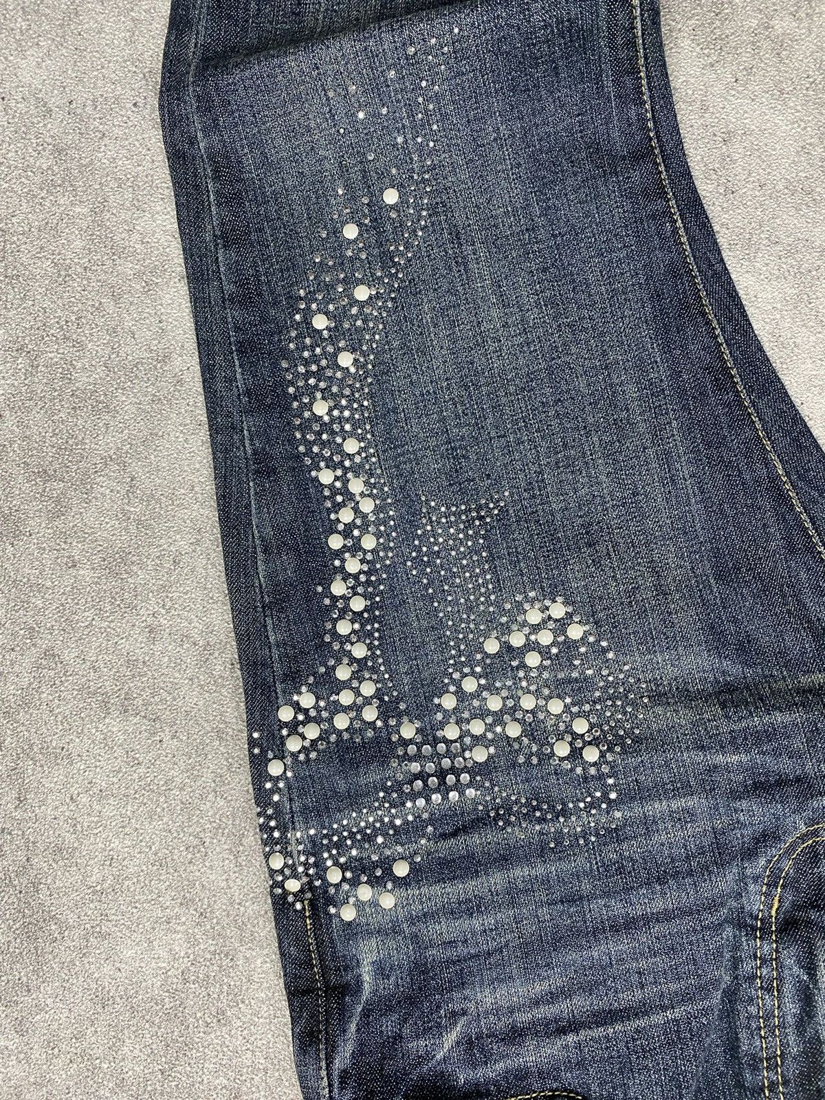 If Six Was Nine × Japanese Brand × Le Grande Bleu (L.G.B.) 2000s Oririn Studed Washed Flare Jean Pant Size US 28 / EU 44 - 5 Thumbnail