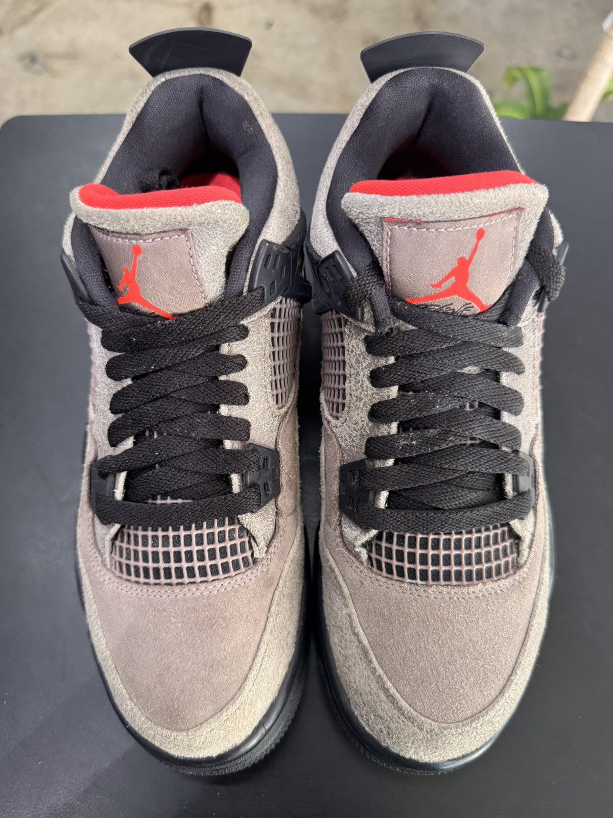 Jordan Brand Air Jordan 4 Taupe Haze Size 6.5Y (2021) Size US 6.5 / EU 39-40 - 2 Thumbnail