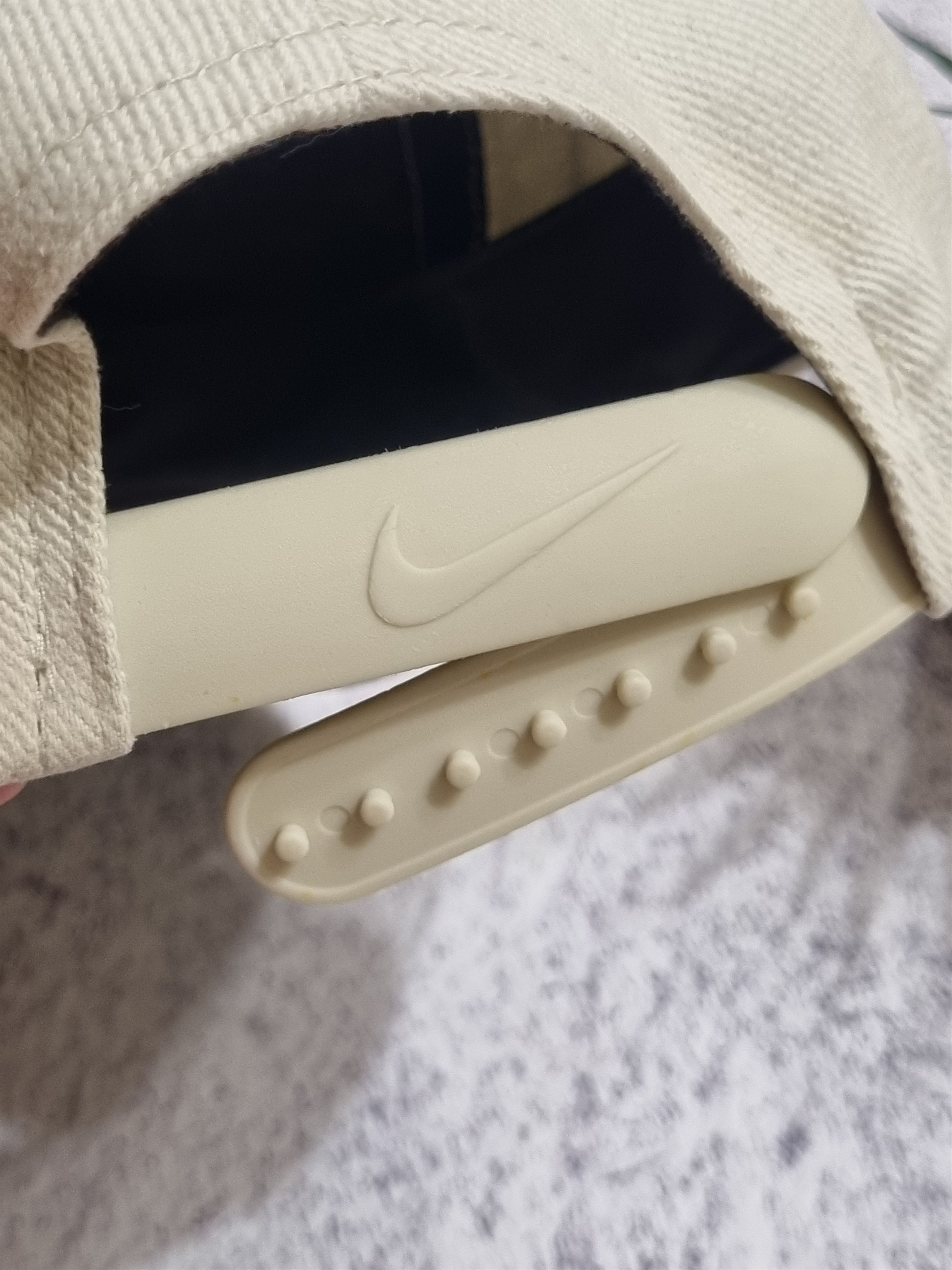 Nike × Vintage Vintage Nike Cream Snapback Cap Size ONE SIZE - 6 Thumbnail
