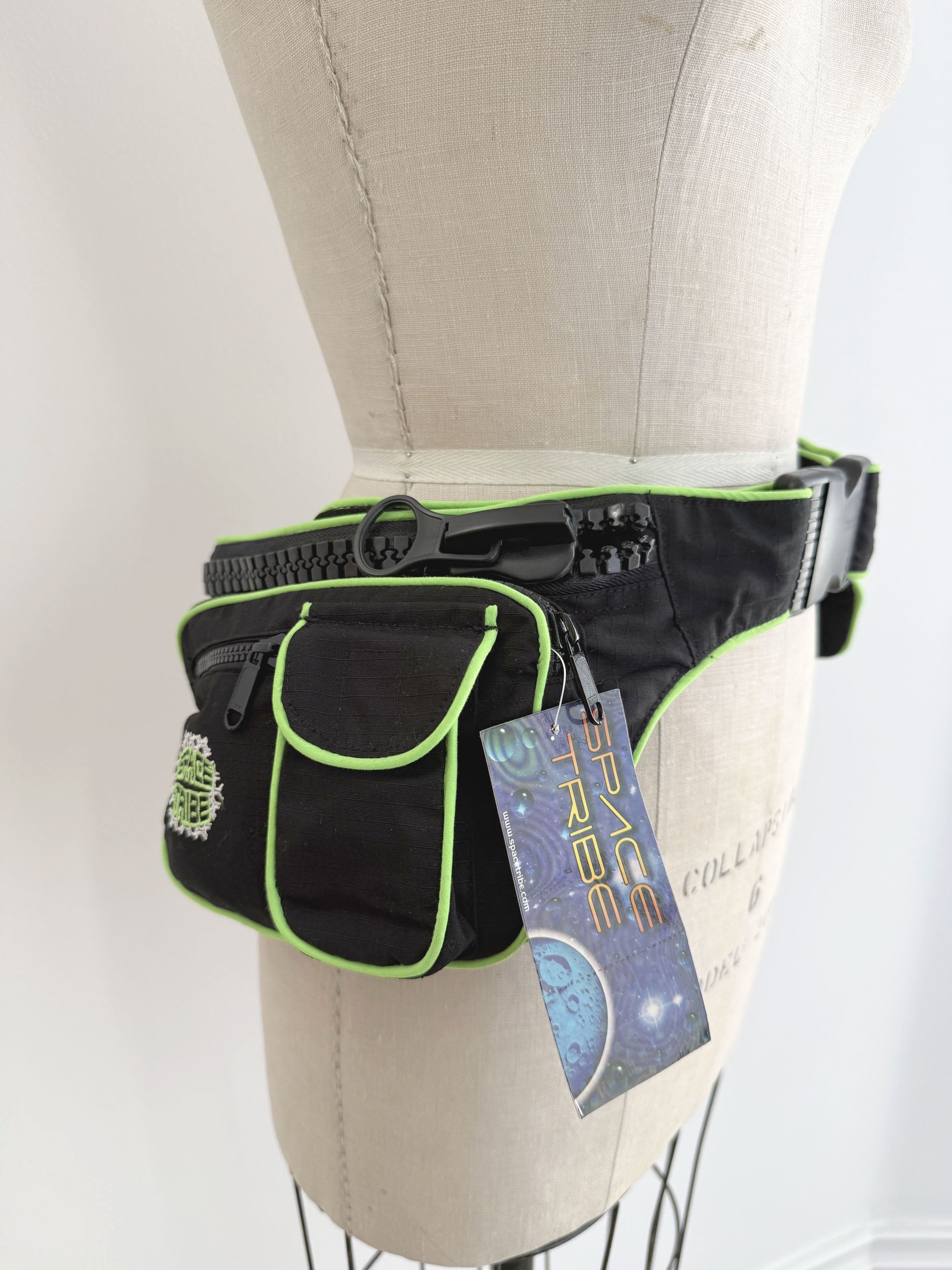 Vintage 90s Vintage Space Tribe fanny pack Size ONE SIZE - 2 Thumbnail