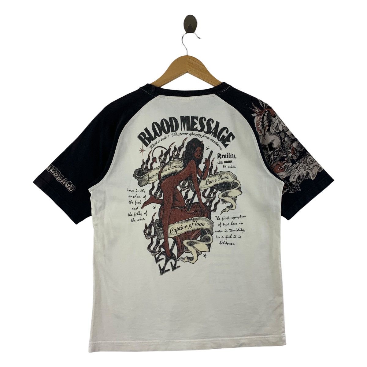 Japanese Brand Vintage BLOOD MASSAGE Captive of love tee Size US S / EU 44-46 / 1 - 1 Thumbnail