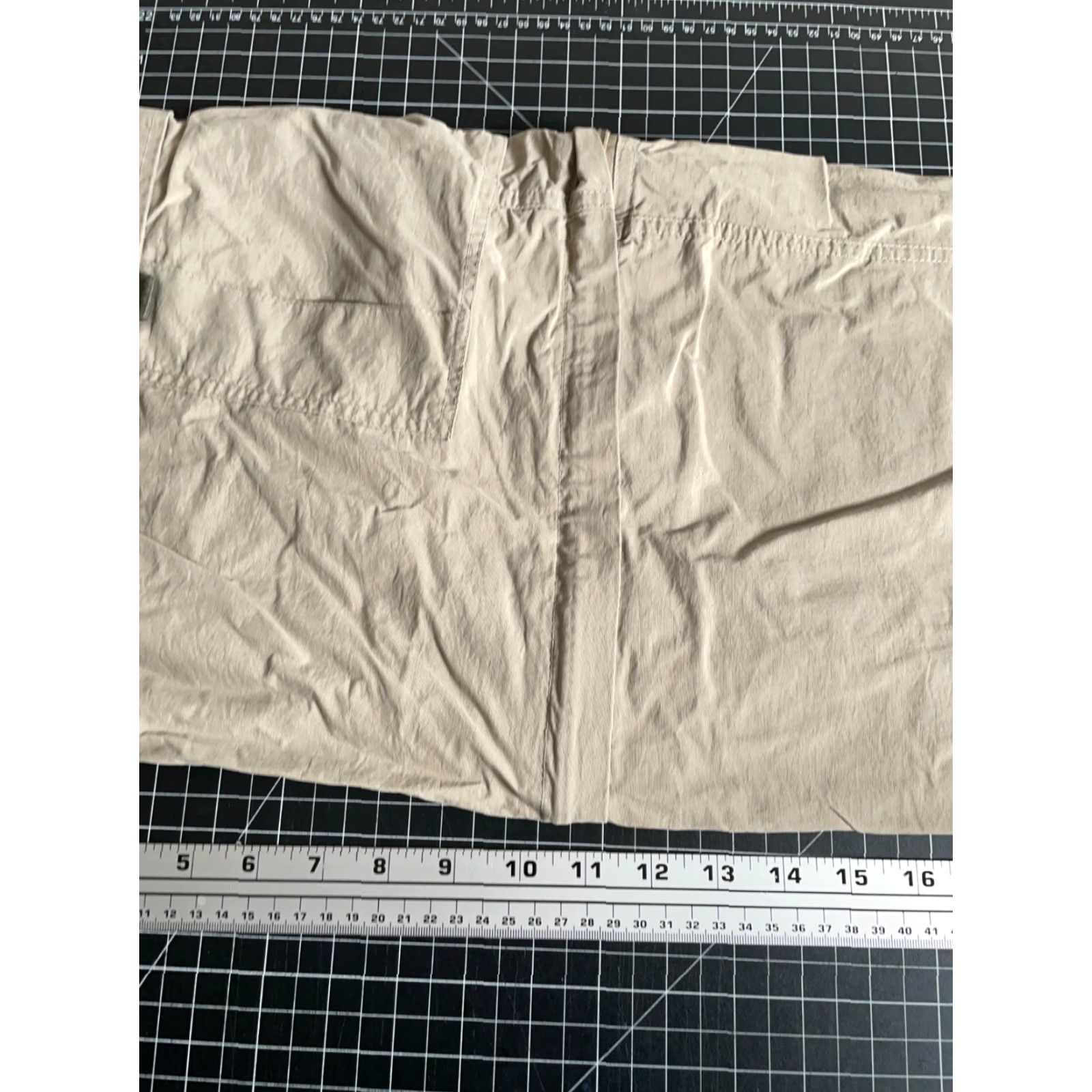 Vintage VINTAGE Adirondack Trading Company Pants Mens M Beige Convertible Cargo Back Pocket Baggy Regular 34 x 33 x 11 Chino? Size US 34 / EU 50 - 7 Thumbnail