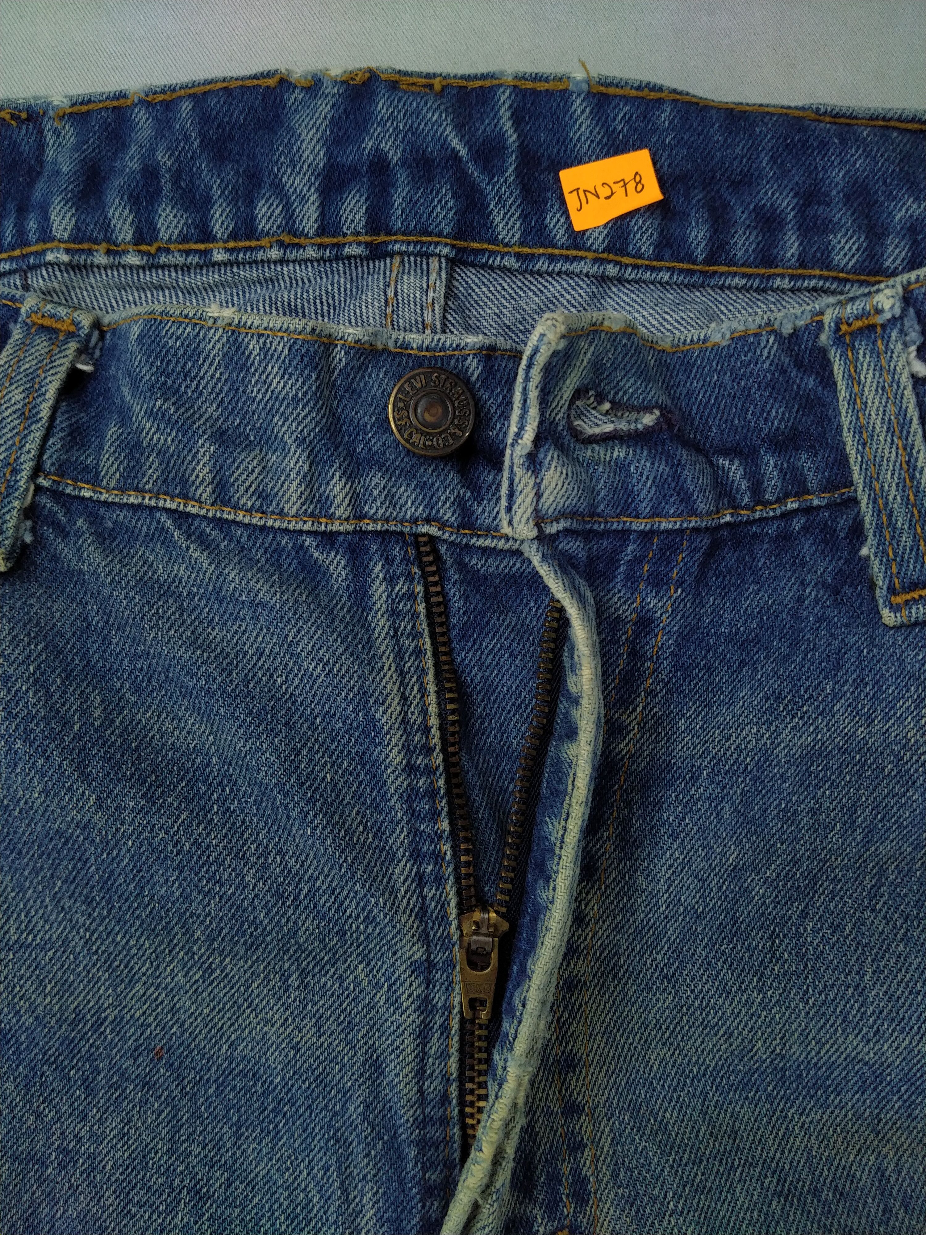 Levi's Distressed Vintage Levi's USA Denim 35x28.5 -JN278 Size US 35 - 7 Thumbnail