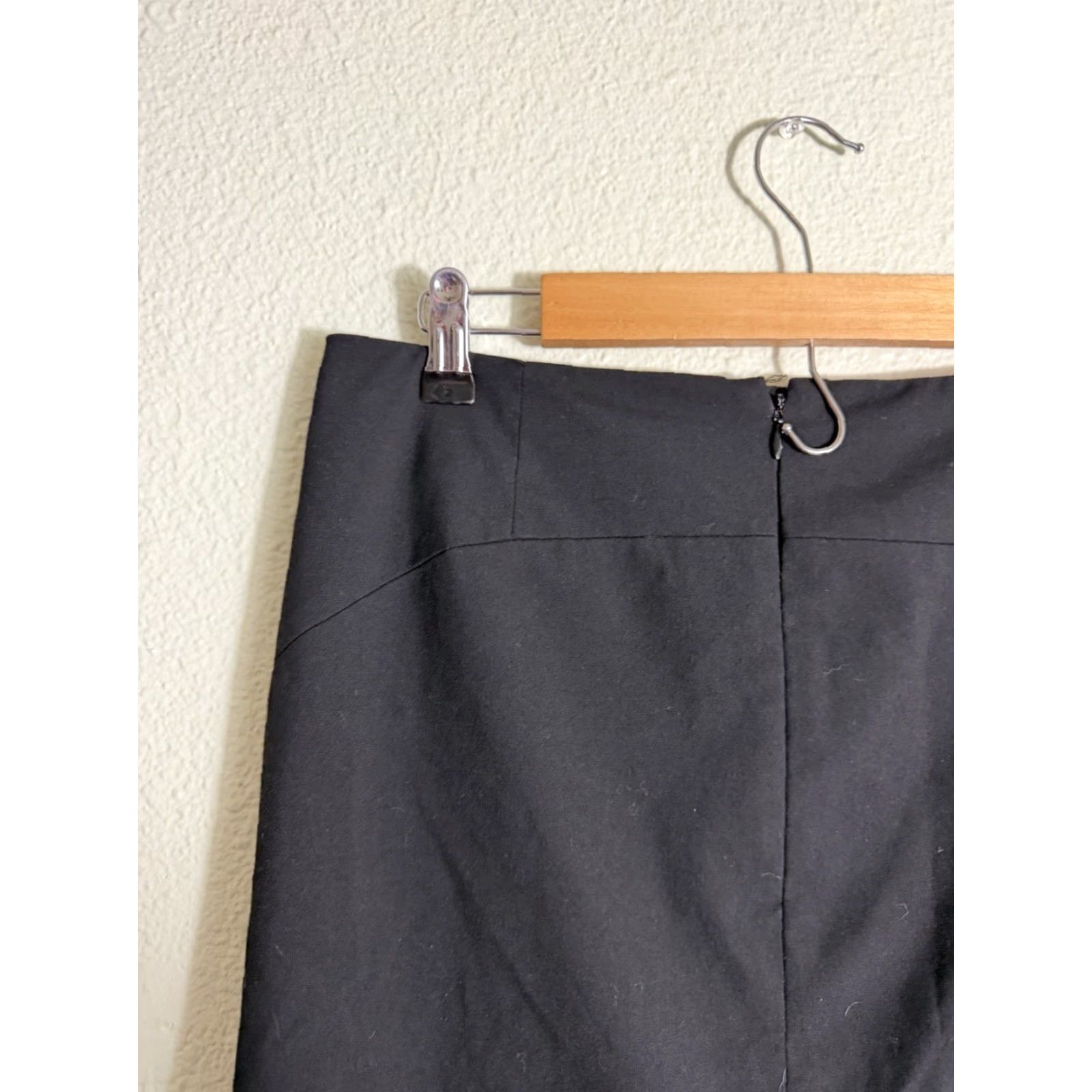 Banana Republic Banana Republic Skirt Women 8 Black Polyester Knee Length Straight Pencil 30x21 Regular Mens Womens Girls Size 30" / US 8 / IT 44 - 7 Thumbnail
