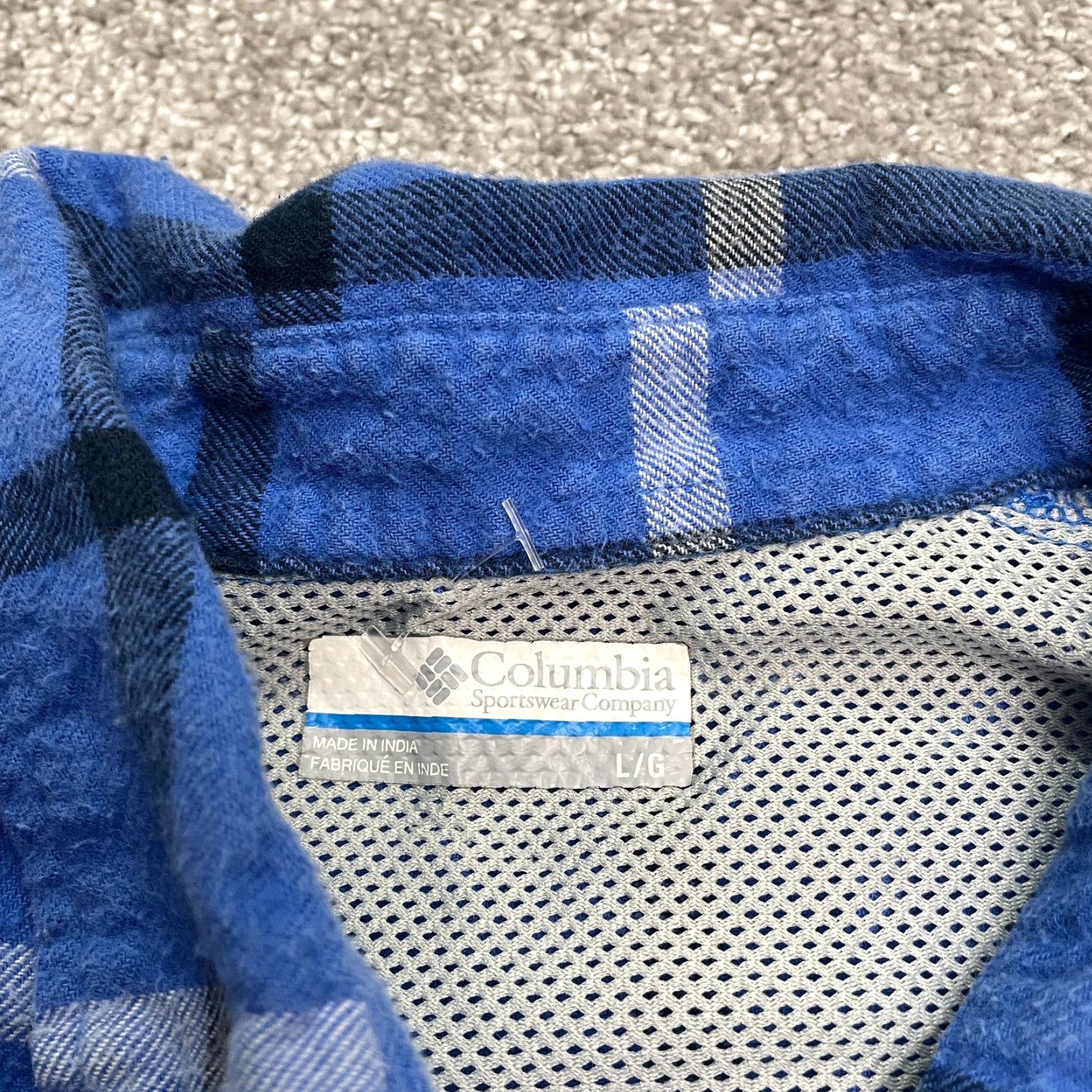 Vintage Columbia Shirt Mens Large Blue Plaid Flannel Long Sleeve Button-Down Cotton Top Size US L / EU 52-54 / 3 - 7 Thumbnail