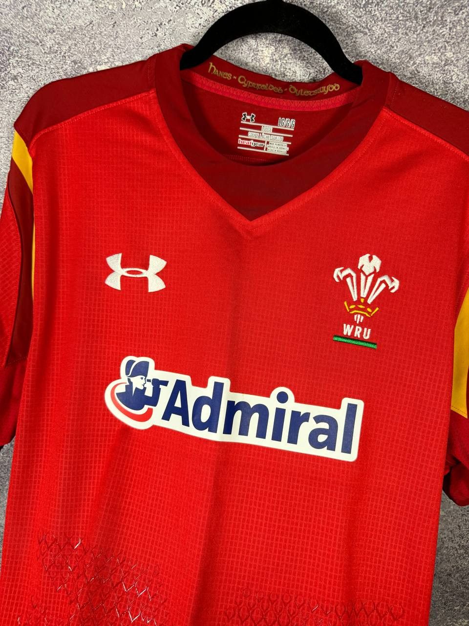 Under Armour Men's Rugby Union Wales 2015/16 Home Shirt Jersey UA Size US L / EU 52-54 / 3 - 8 Thumbnail