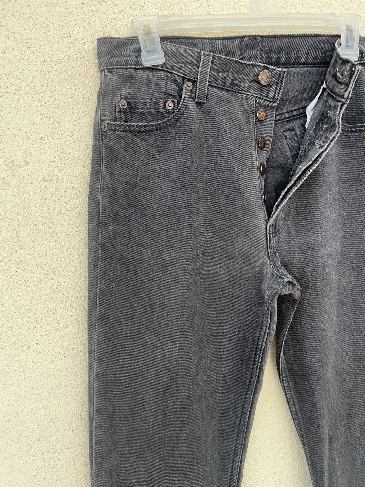 Levi's Vintage 80s Levi’s 501 Distressed Fade Black Denim Jeans Size US 30 / EU 46 - 7 Thumbnail